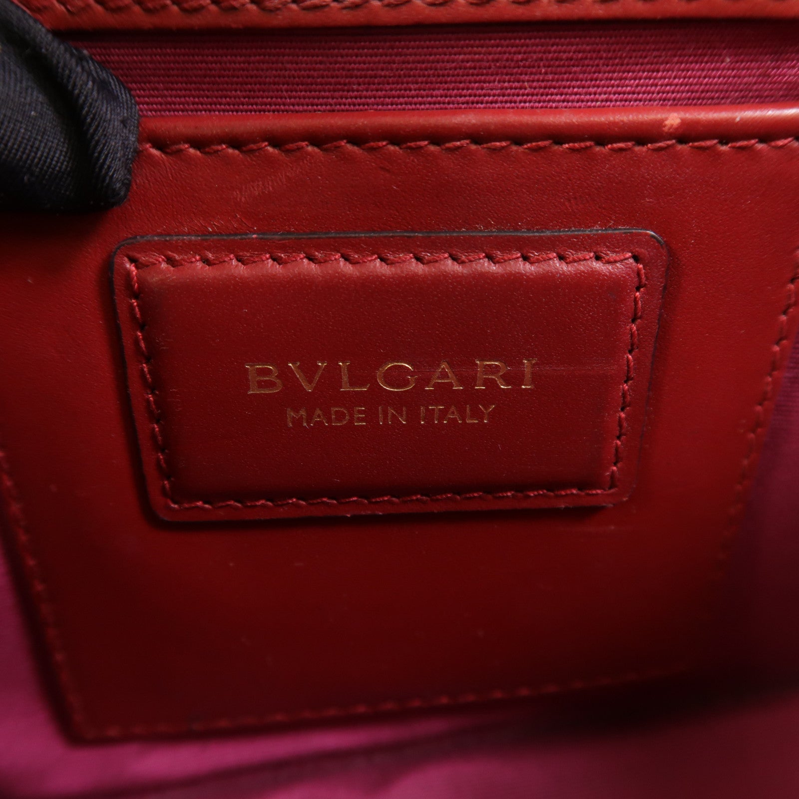 BVLGARI 牛皮皮革Serpenti Forever Wallet On Chain鏈帶肩背袋