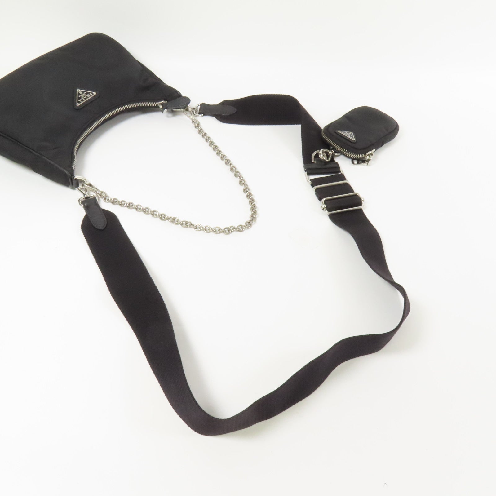 PRADA 尼龍Re-Edition 2005銀扣手挽肩背兩用袋