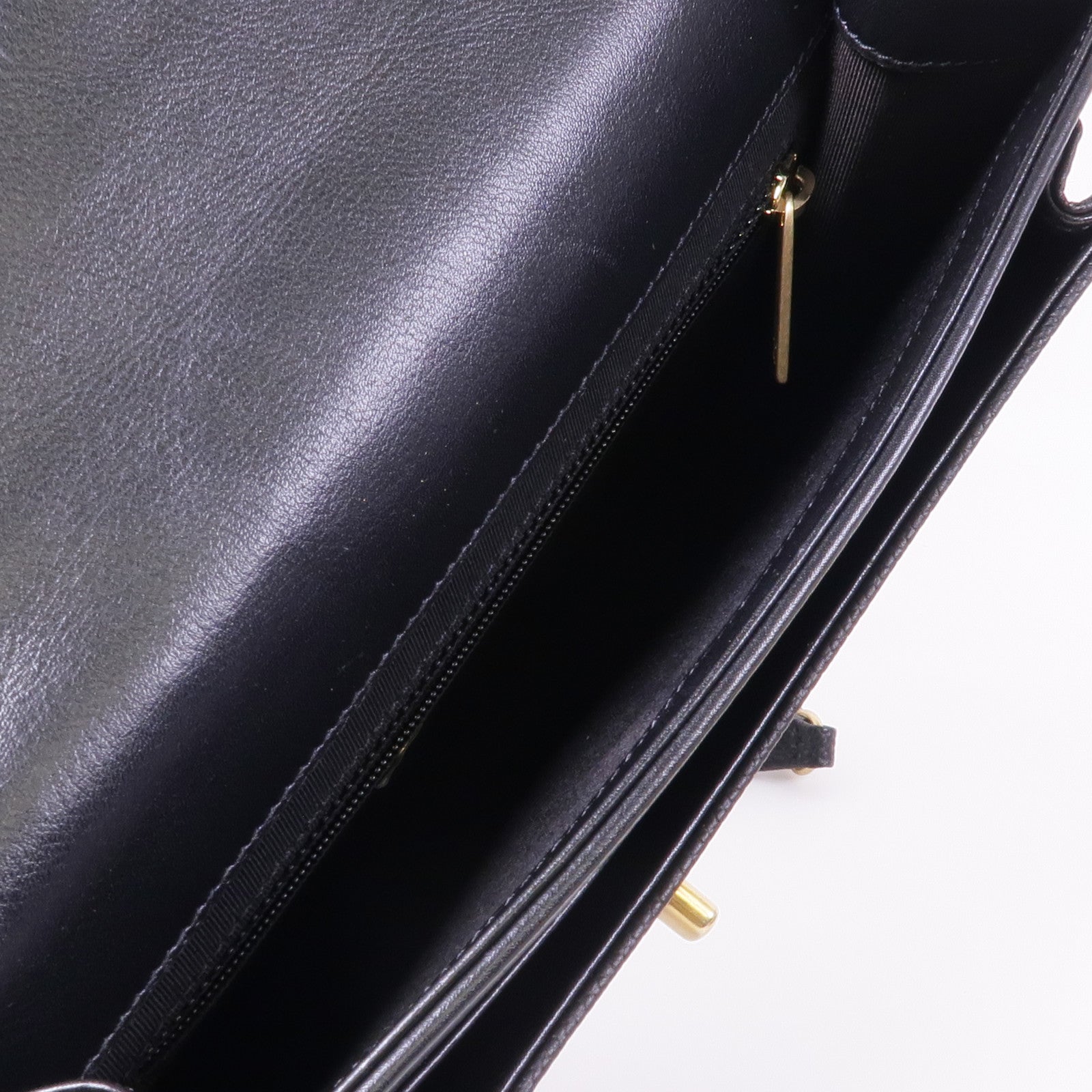 CHANEL 牛皮皮革Chain Shoulder金扣鏈帶肩背袋