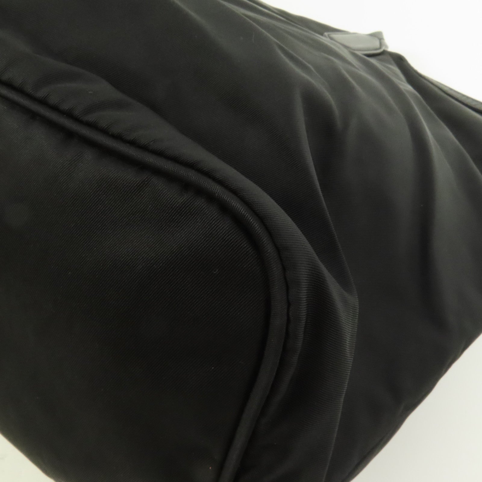 PRADA 尼龍Shoulder Bag金扣肩背袋