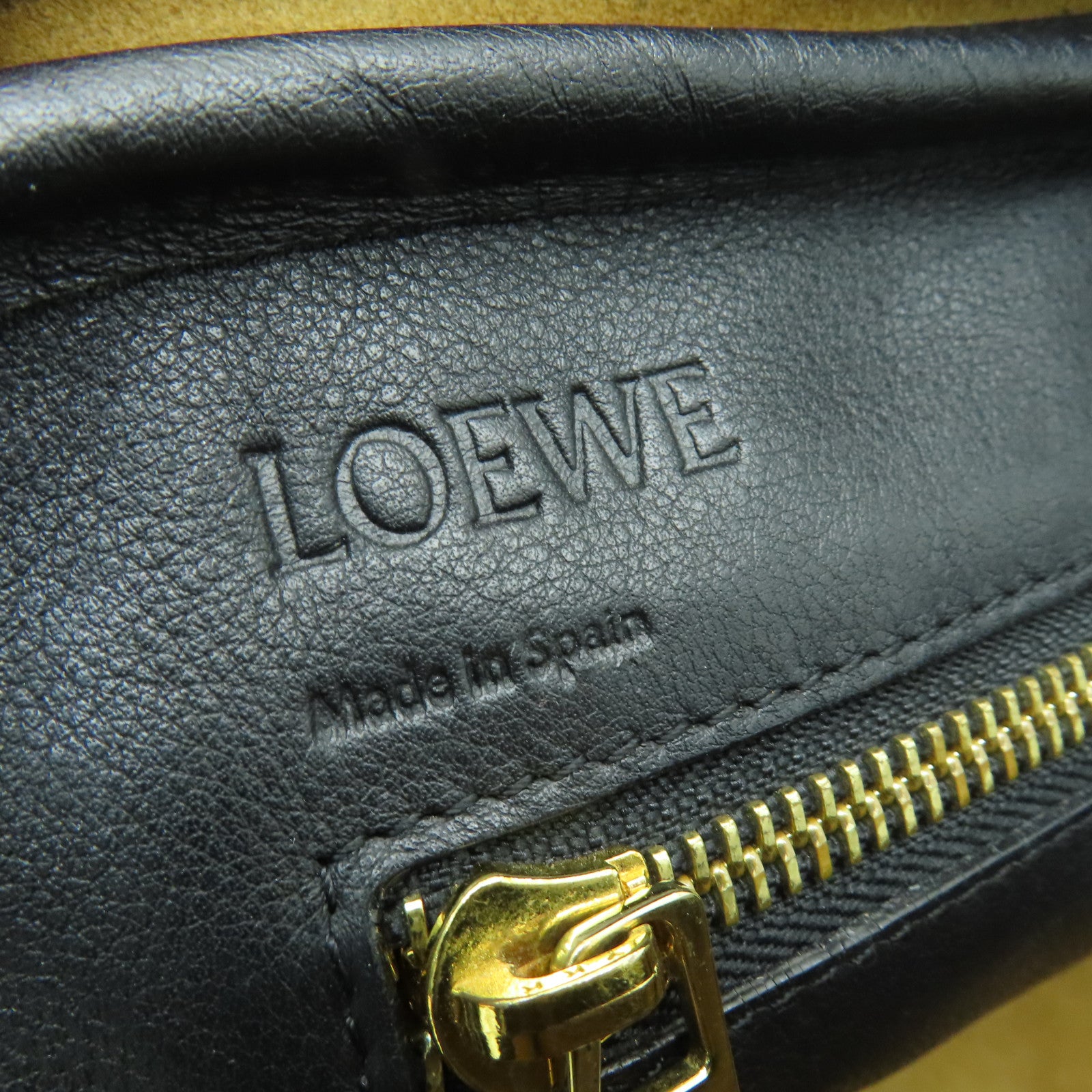 LOEWE 【激減優惠】牛皮皮革Amazona 75金扣手挽肩背兩用袋黑色