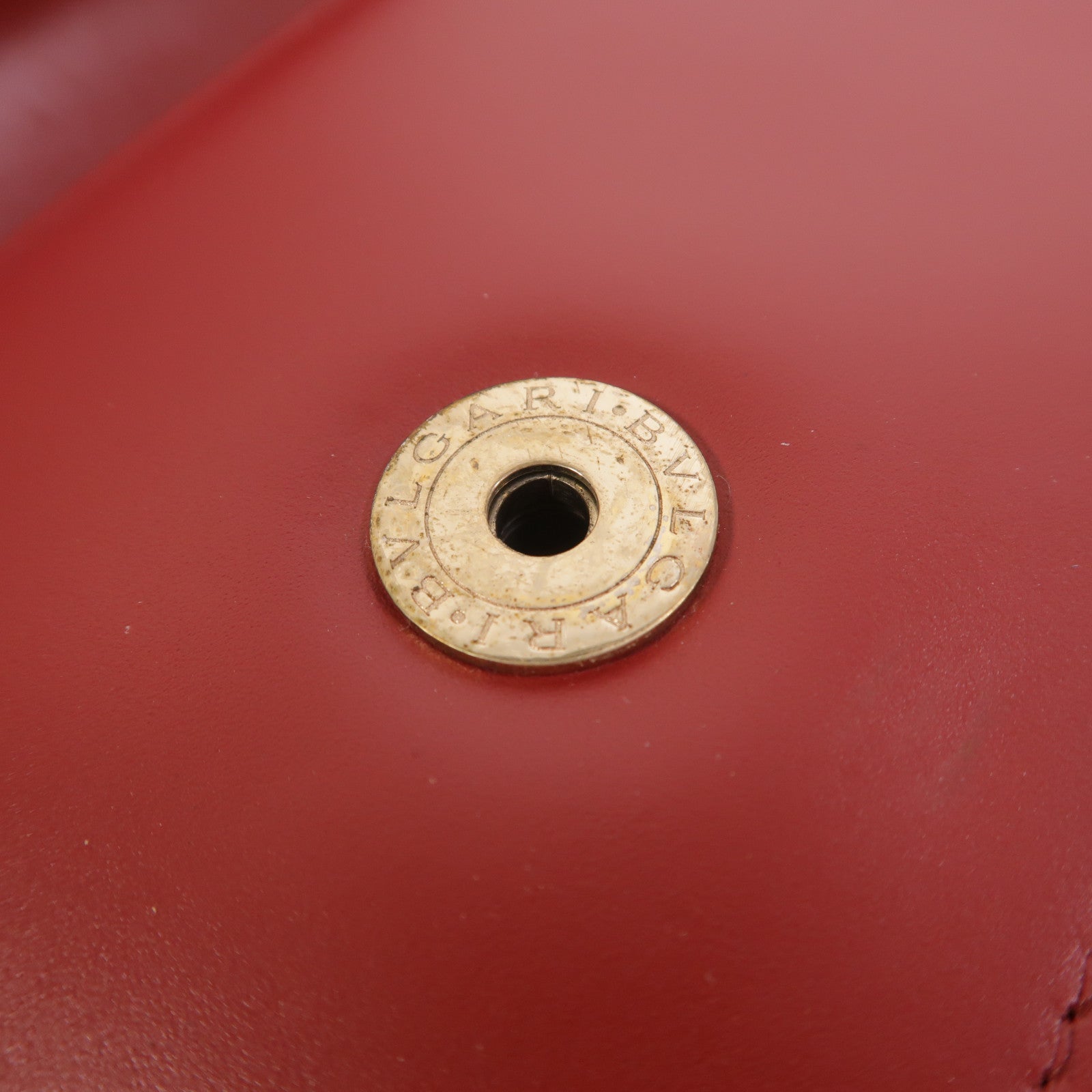 BVLGARI 牛皮皮革Serpenti Forever Wallet On Chain鏈帶肩背袋