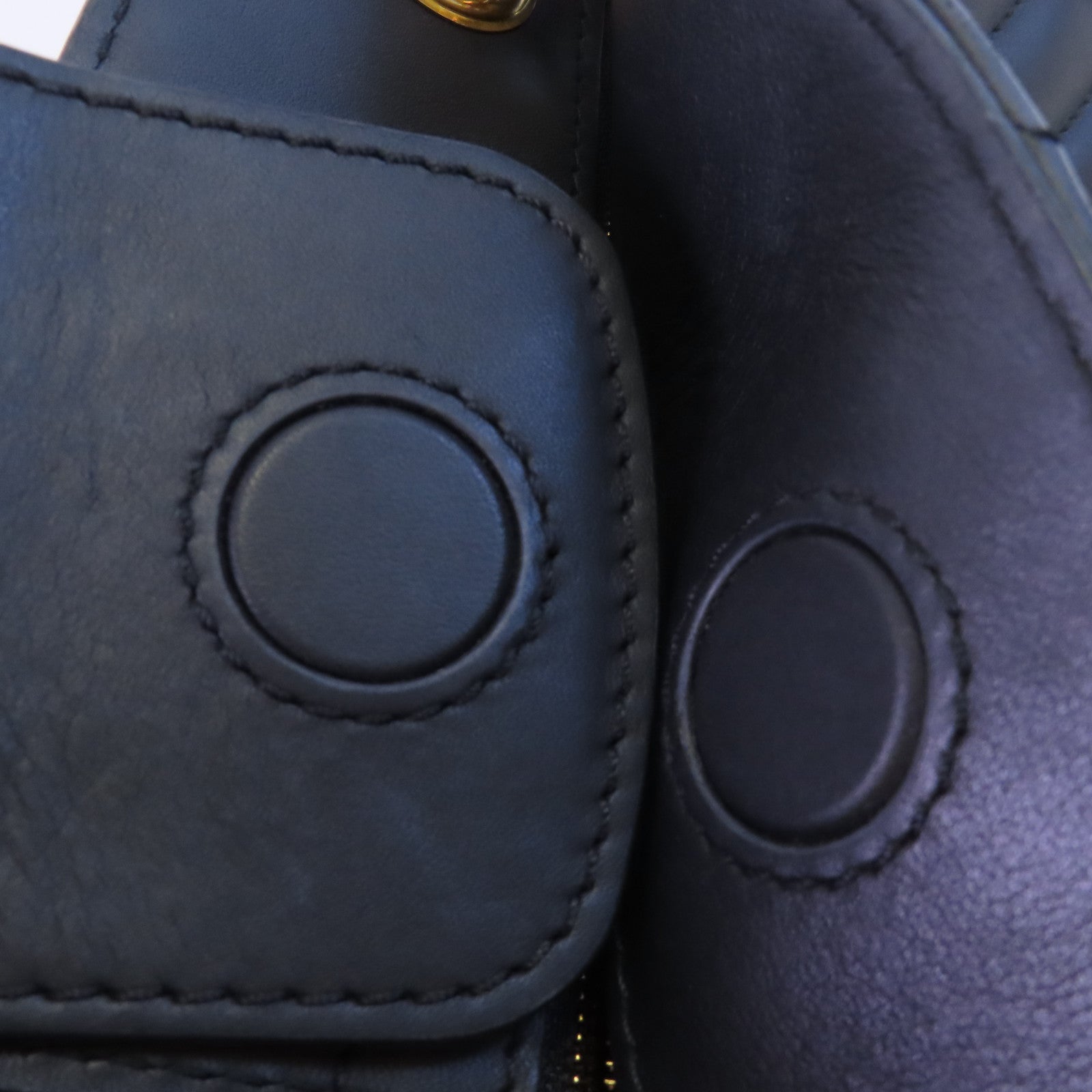 LOUIS VUITTON 【激減優惠】牛皮皮革New Wave金扣鏈帶肩背袋