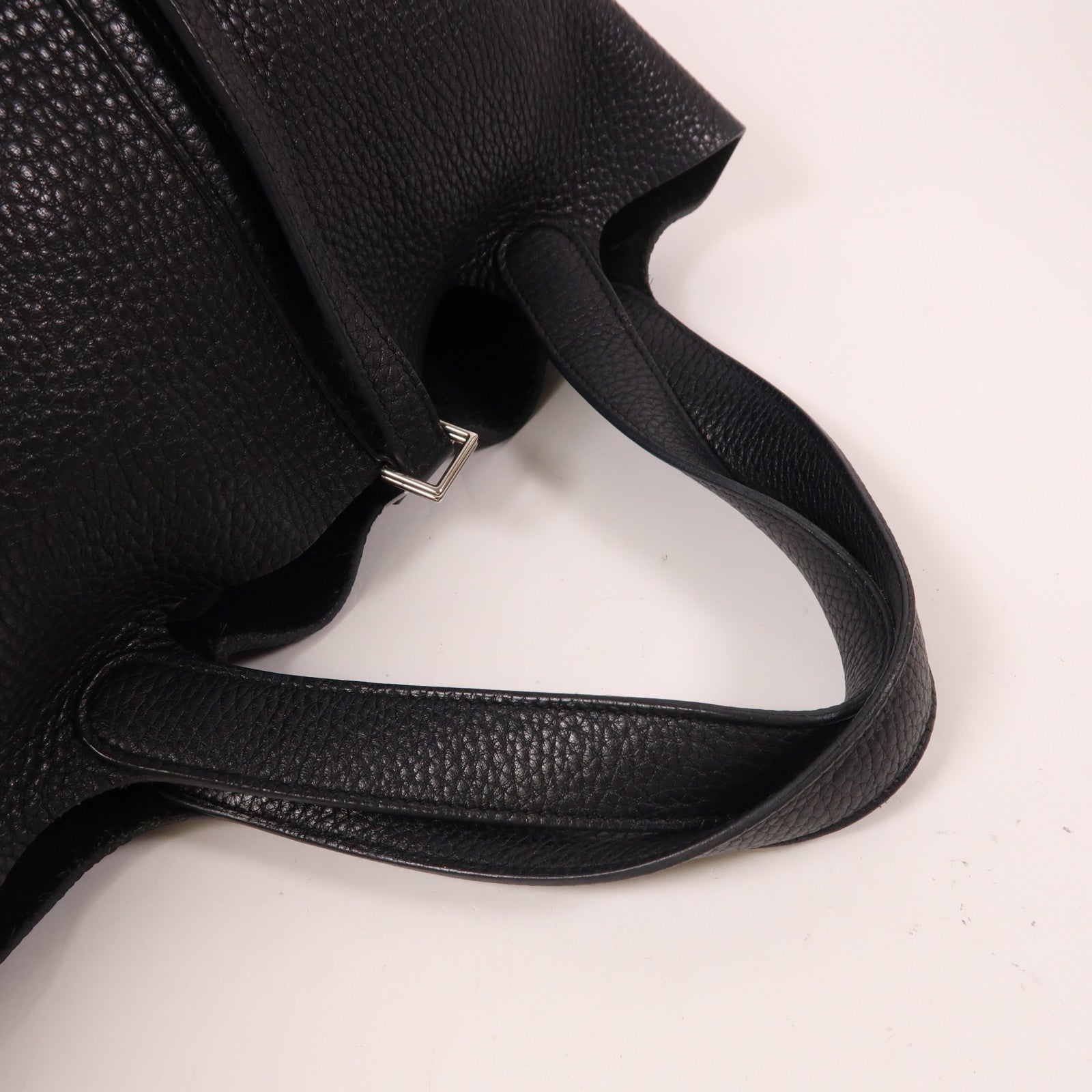 HERMES Clemence皮革Picotin MM銀扣手挽袋Noir