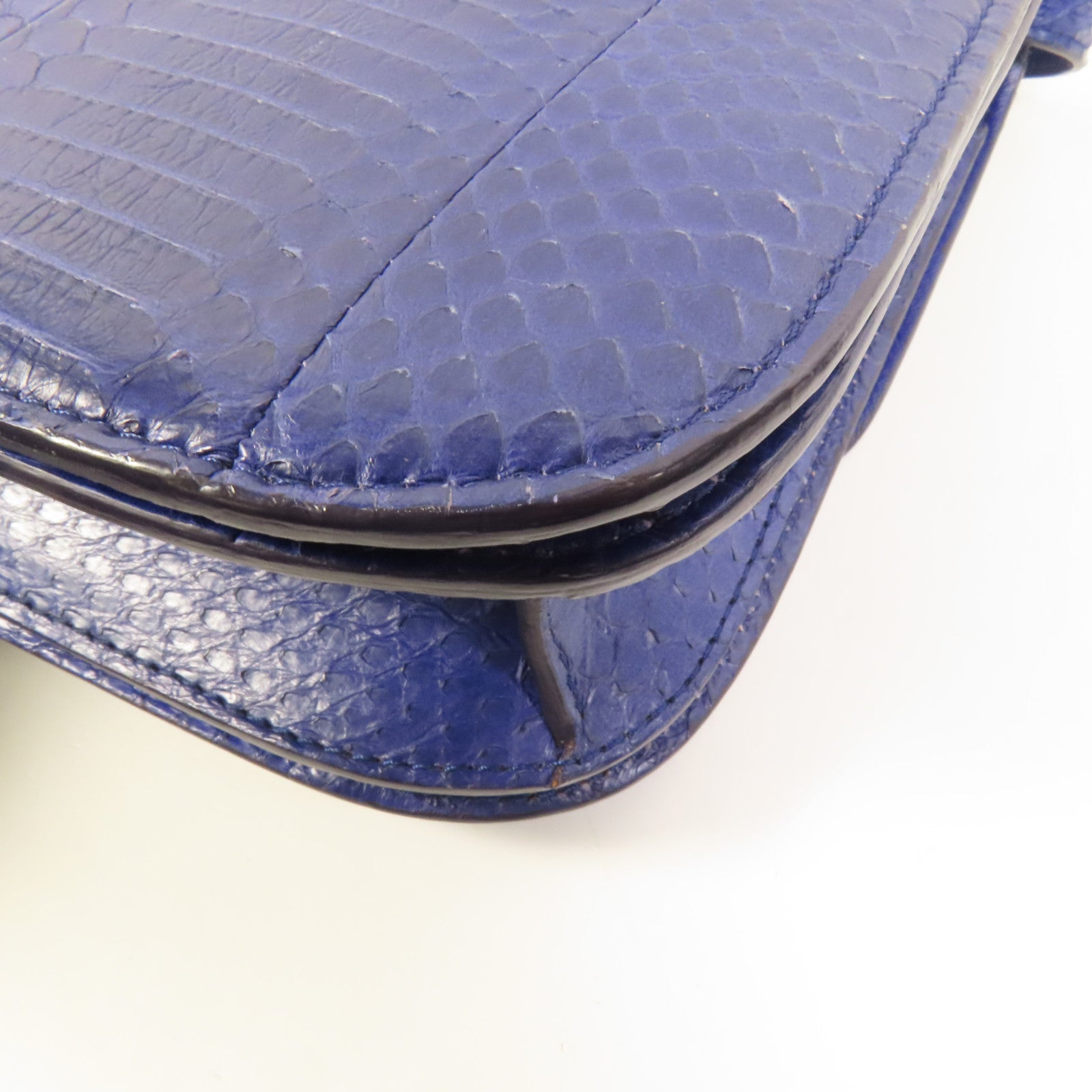 CELINE 蛇皮皮革Classic Box金扣肩背袋