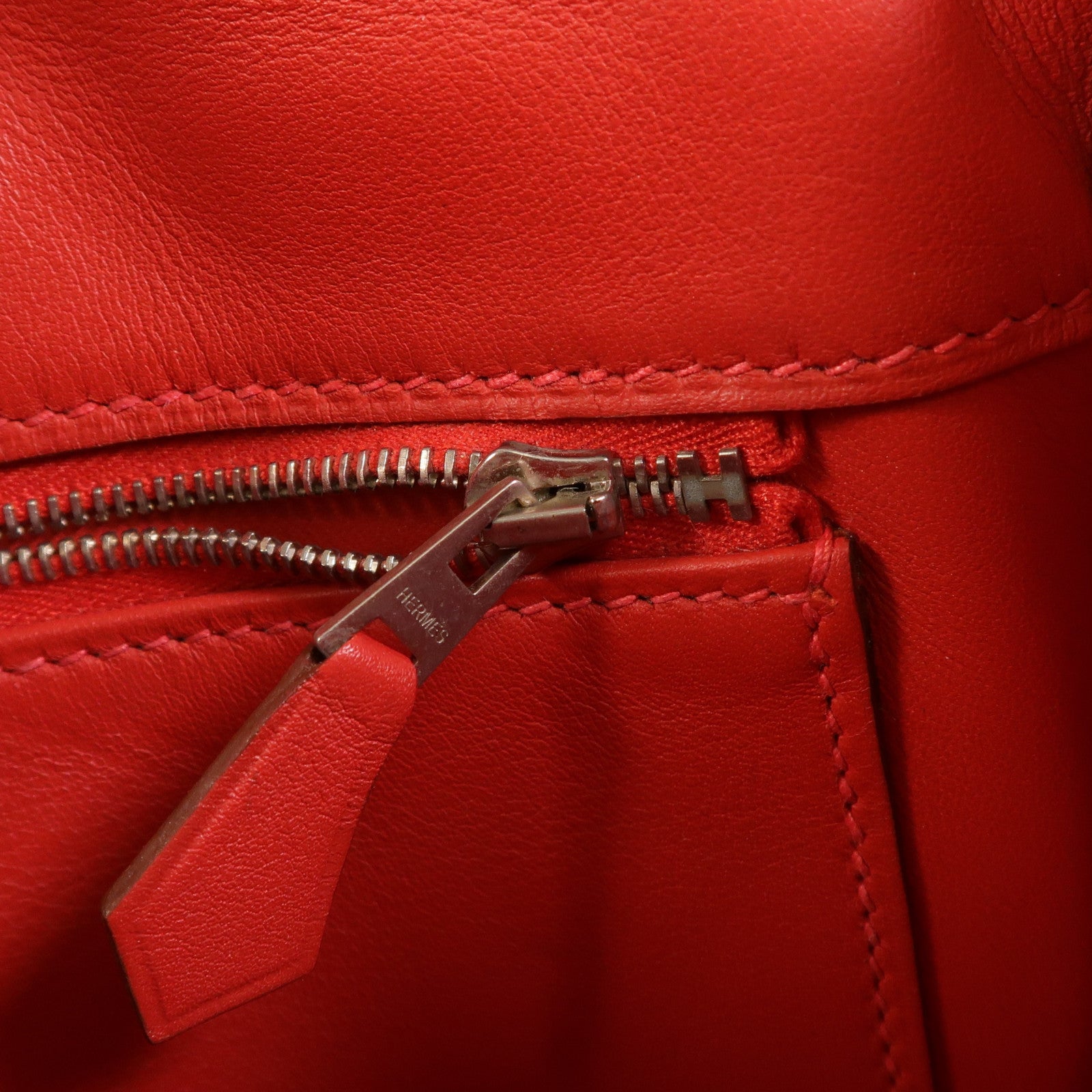 HERMES Swift皮革Berline Mini銀扣肩背袋Vermillon