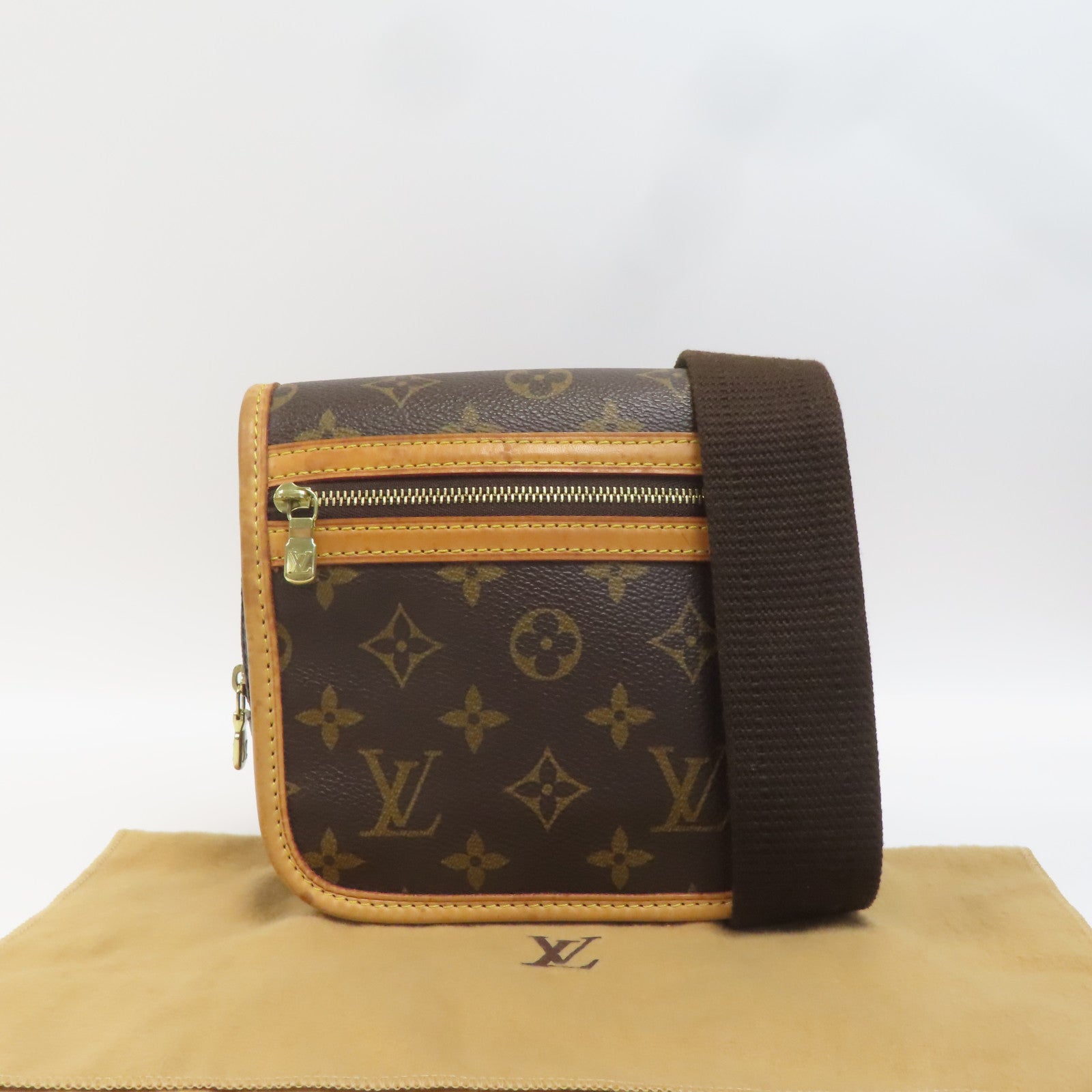 LOUIS VUITTON Monogram Bosphore Bum Bag金扣腰包啡色