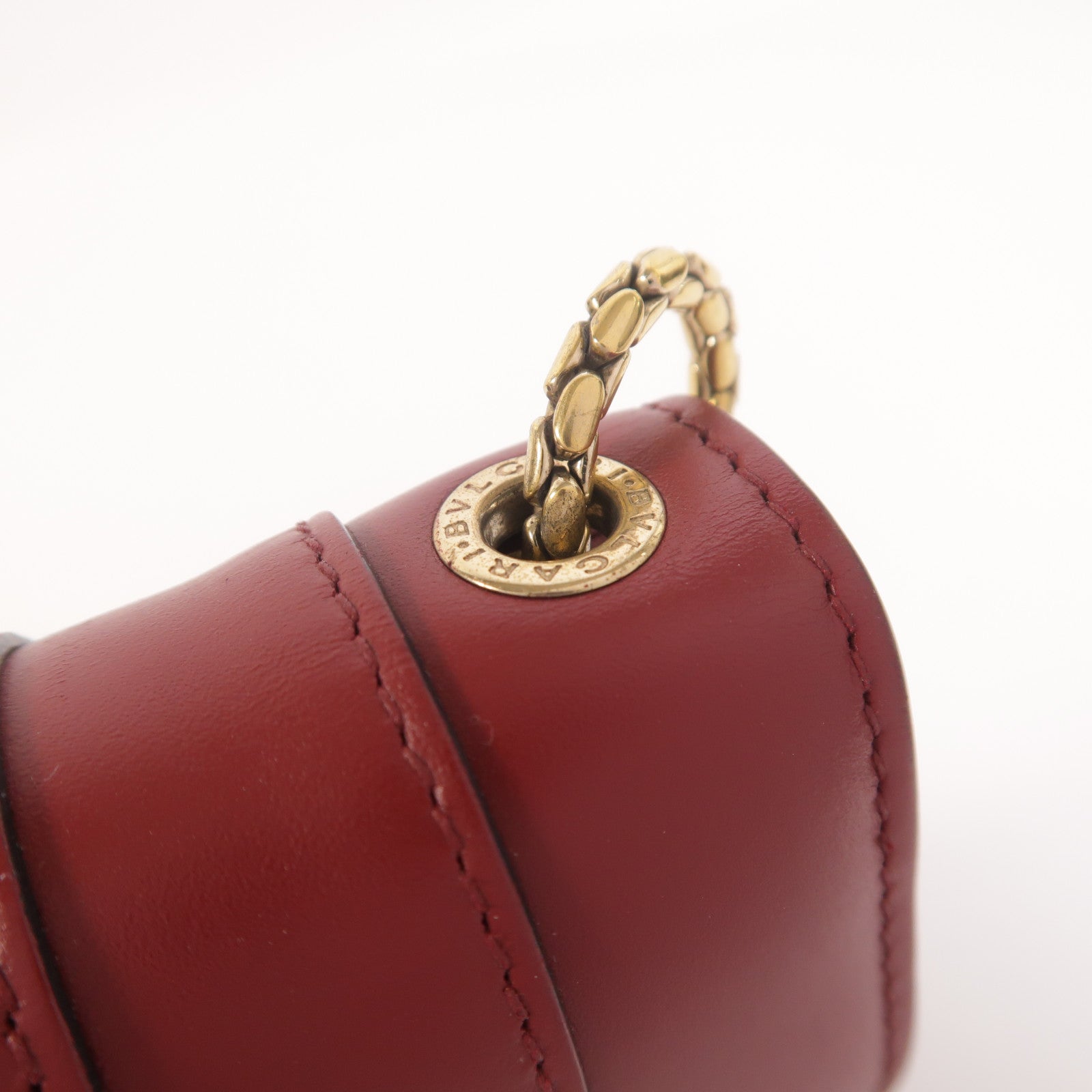 BVLGARI 牛皮皮革Serpenti Forever Wallet On Chain鏈帶肩背袋