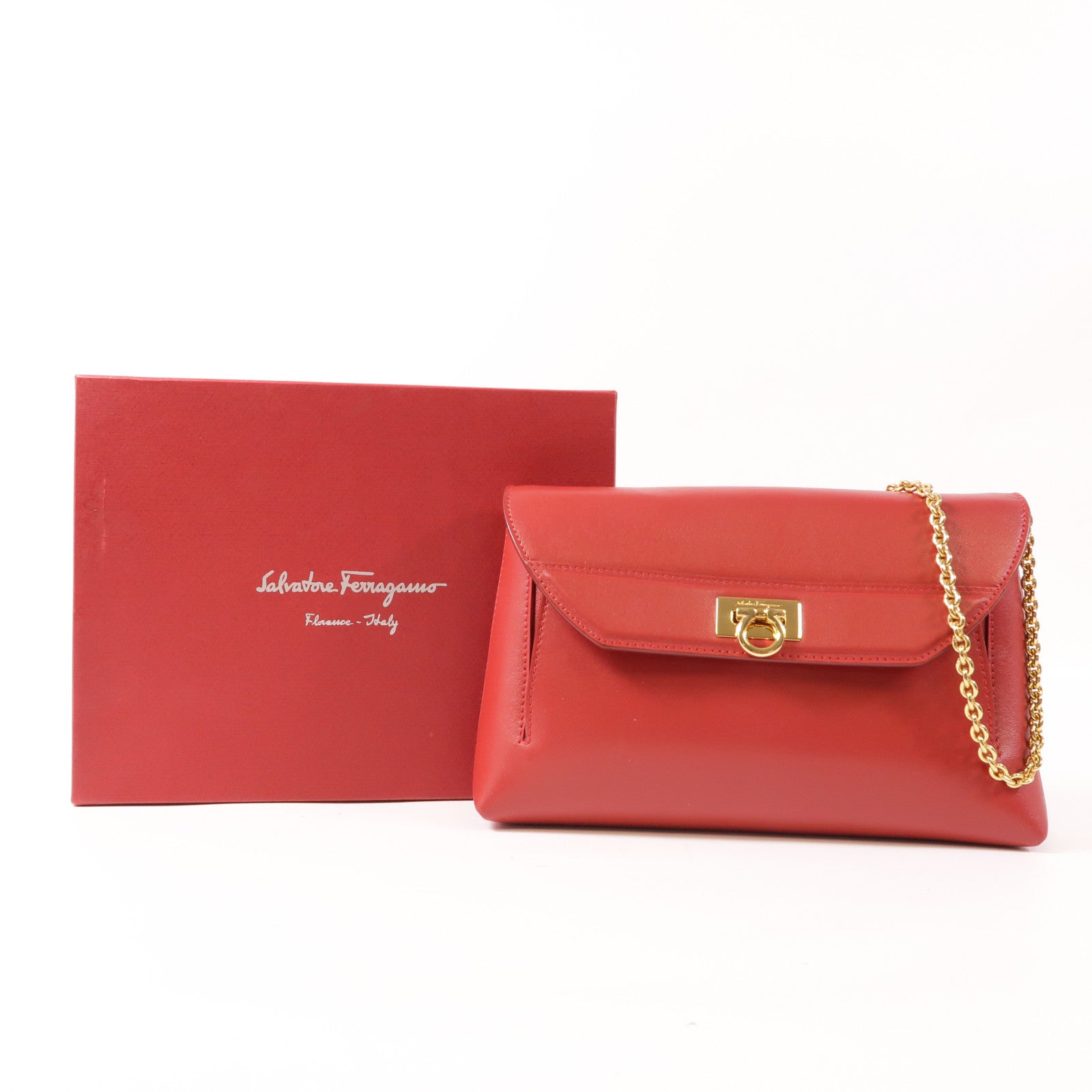 Salvatore Ferragamo 牛皮皮革Chain Shoulder金扣鏈帶肩背袋
