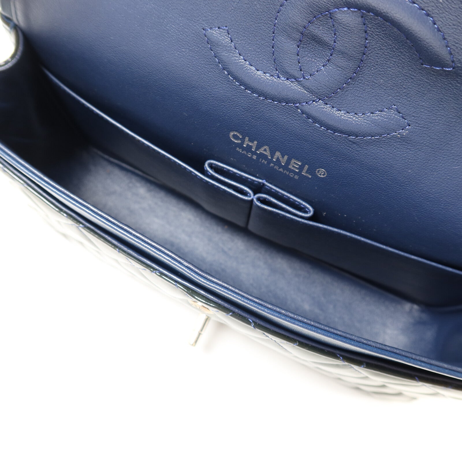CHANEL 漆皮皮革Classic 25鏈帶肩背袋