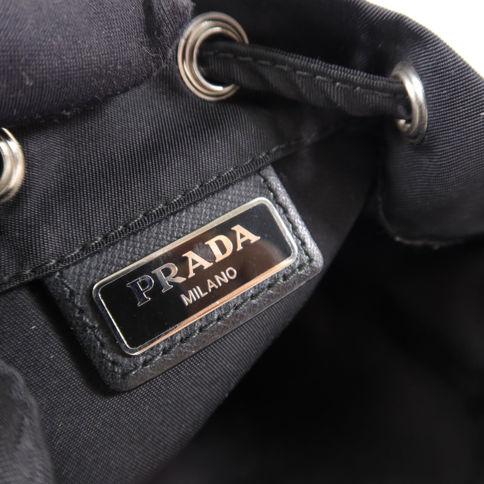 PRADA 尼龍Draestring Bag手挽袋