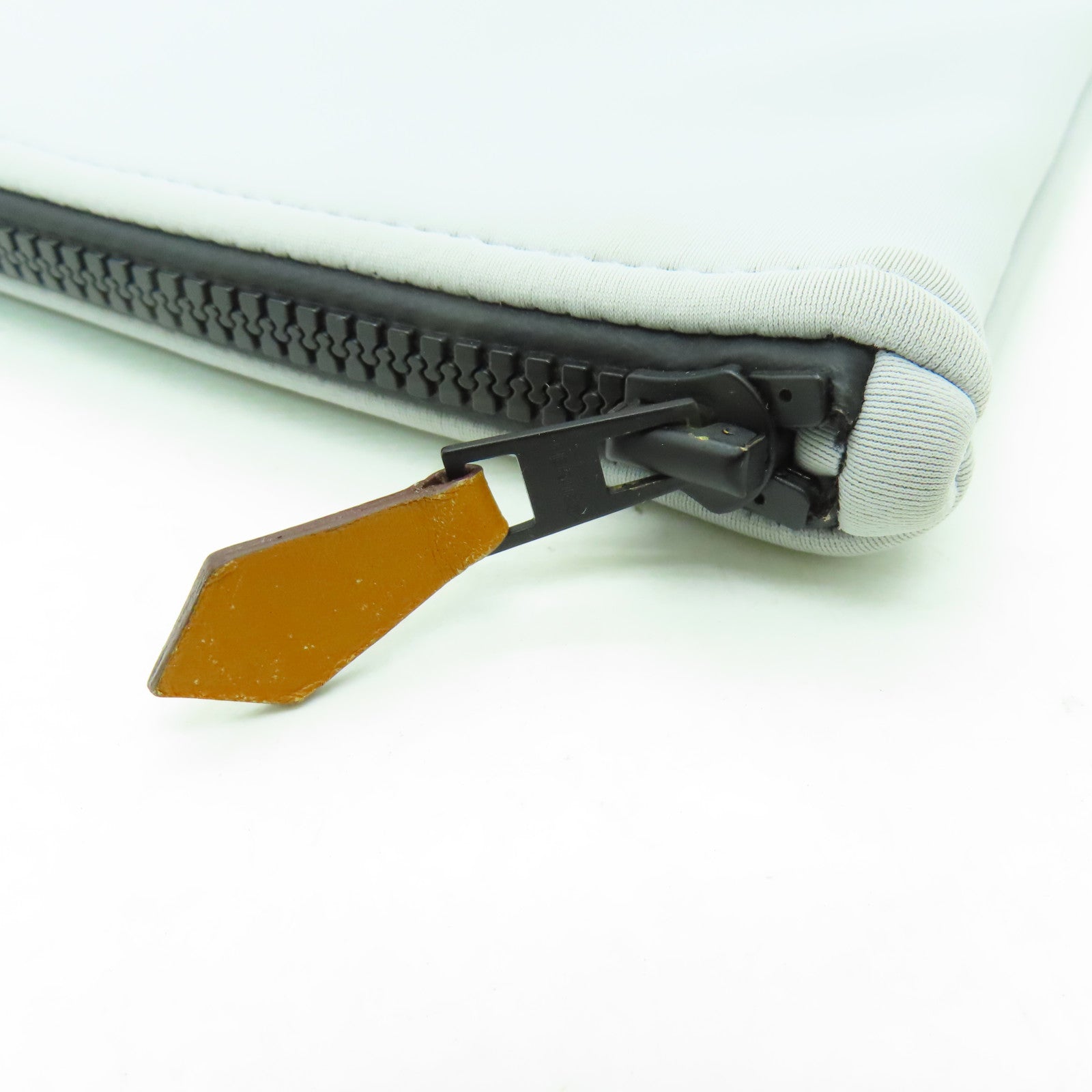 HERMES 【清倉大減價】尼龍/彈力纖維Clutch Bag手拿包灰色