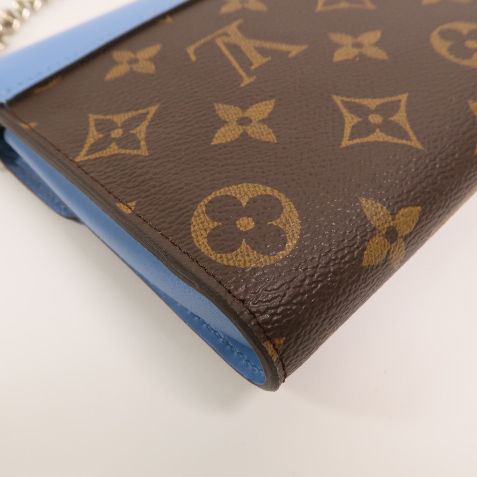 LOUIS VUITTON Monogram Tribal Mask Chain Wallet鏈帶肩背袋
