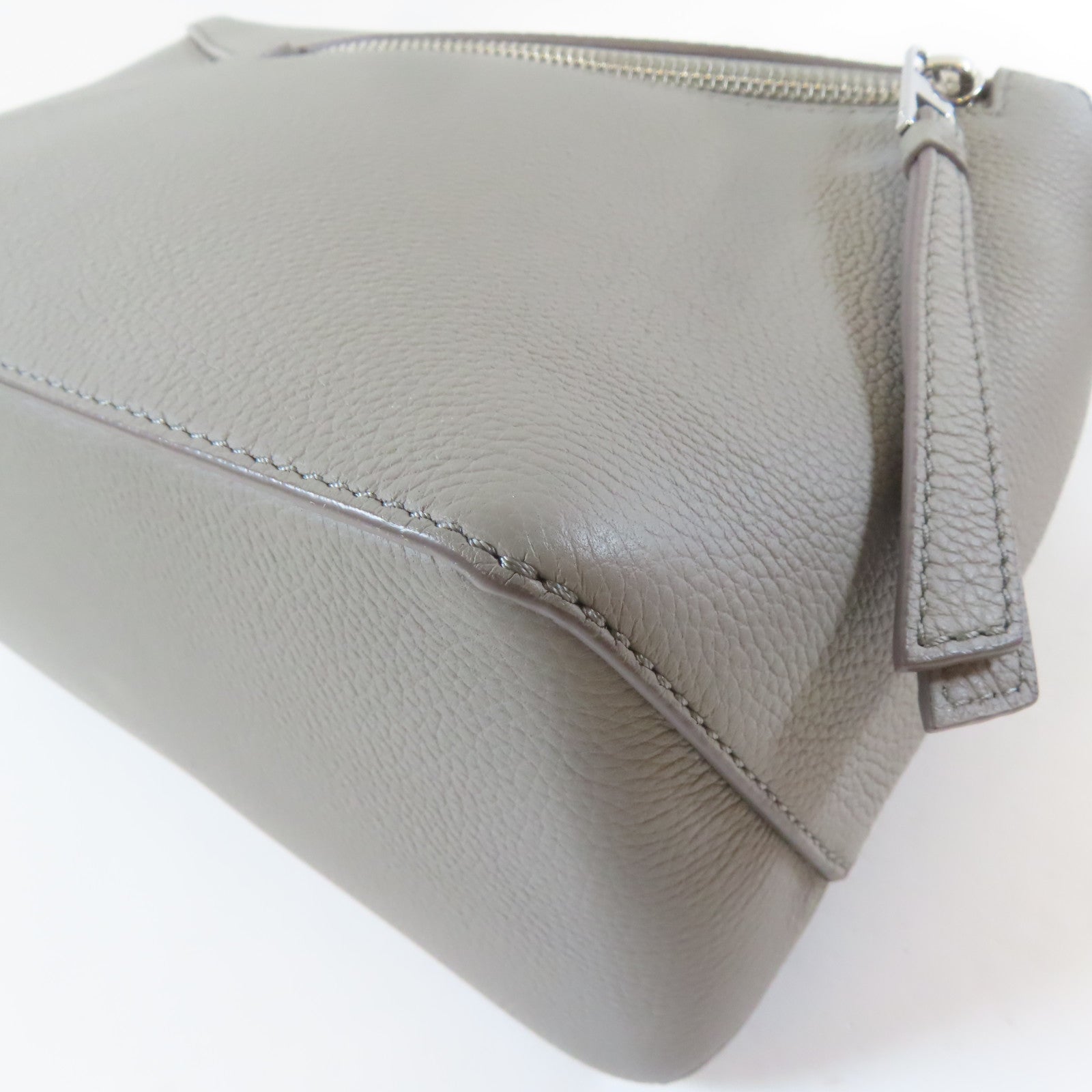 LOEWE 牛皮皮革Small Puzzle Edge 2 Way Shoulder銀扣手挽肩背兩用袋灰色
