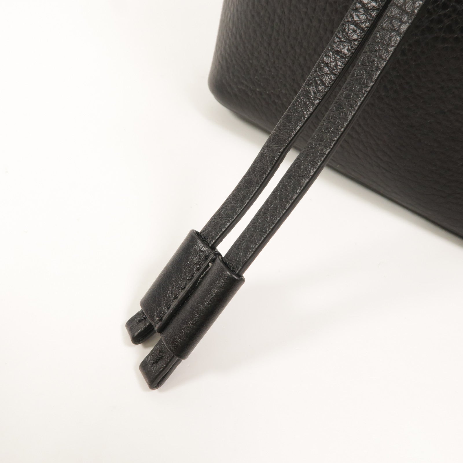 Valentino 牛皮皮革Bucket Bag手挽肩背兩用袋