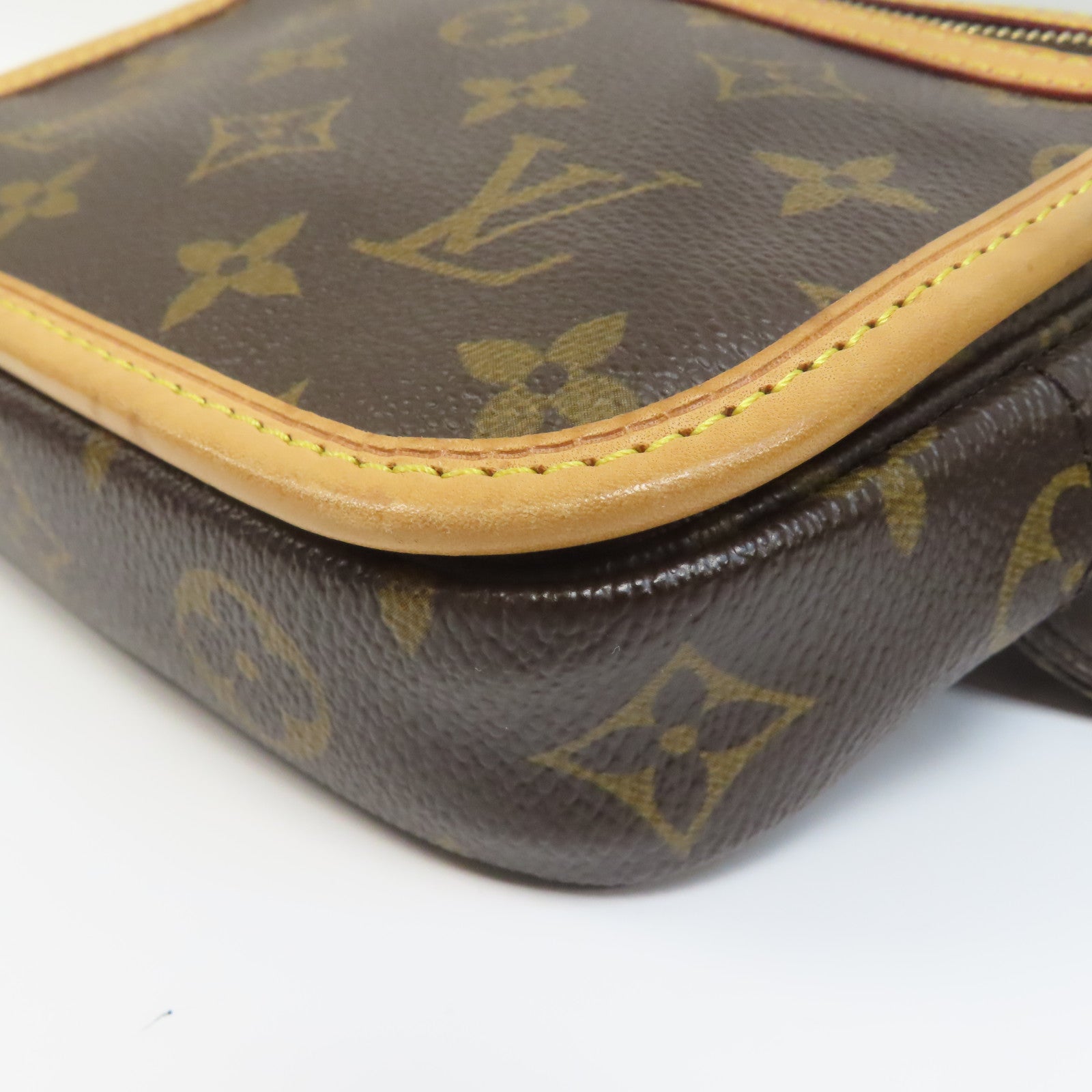 LOUIS VUITTON Monogram Bosphore Bum Bag金扣腰包啡色