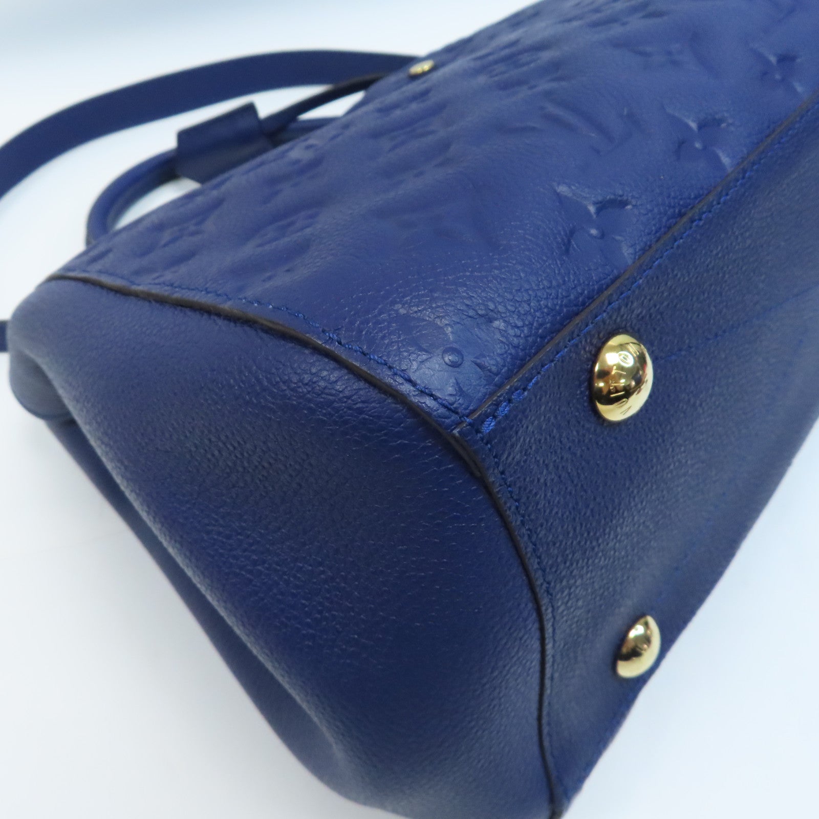 LOUIS VUITTON Monogram Empreinte Montaigne MM金扣手挽肩背兩用袋藍色