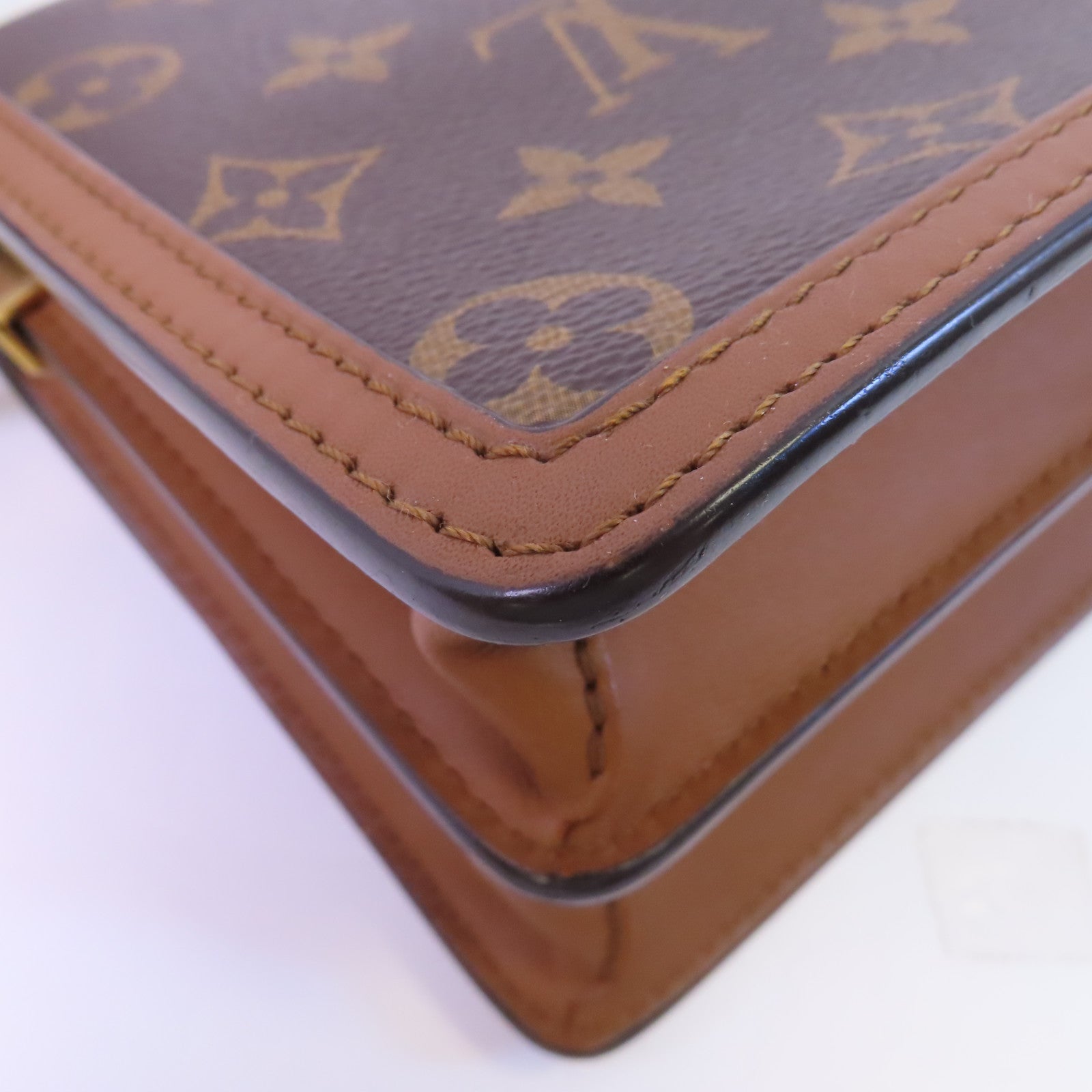 LOUIS VUITTON 【激減優惠】Monogram Reverse Mini Dauphine金扣肩背袋