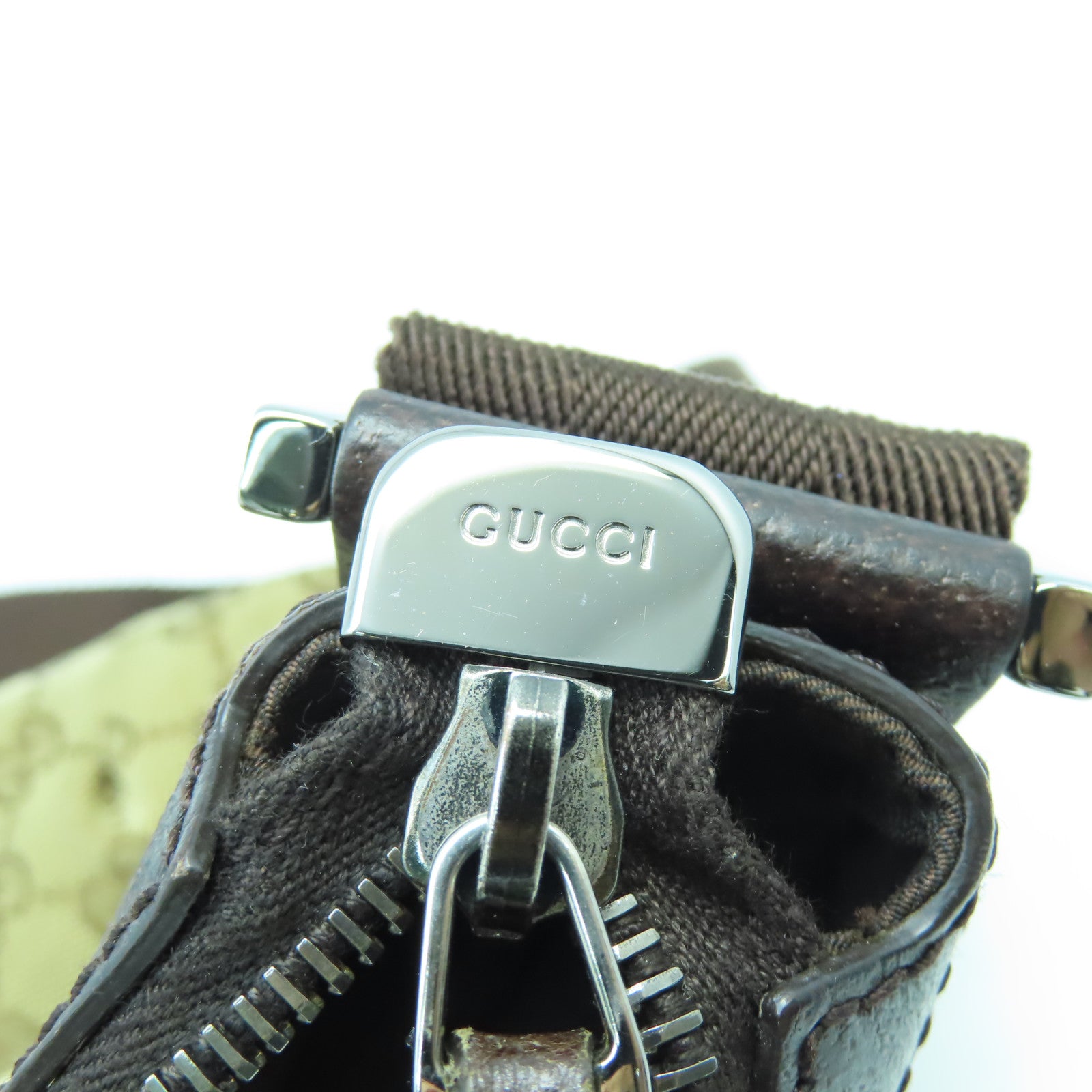 GUCCI 帆布GG Canvas Shoulder Bag銀扣肩背袋啡色