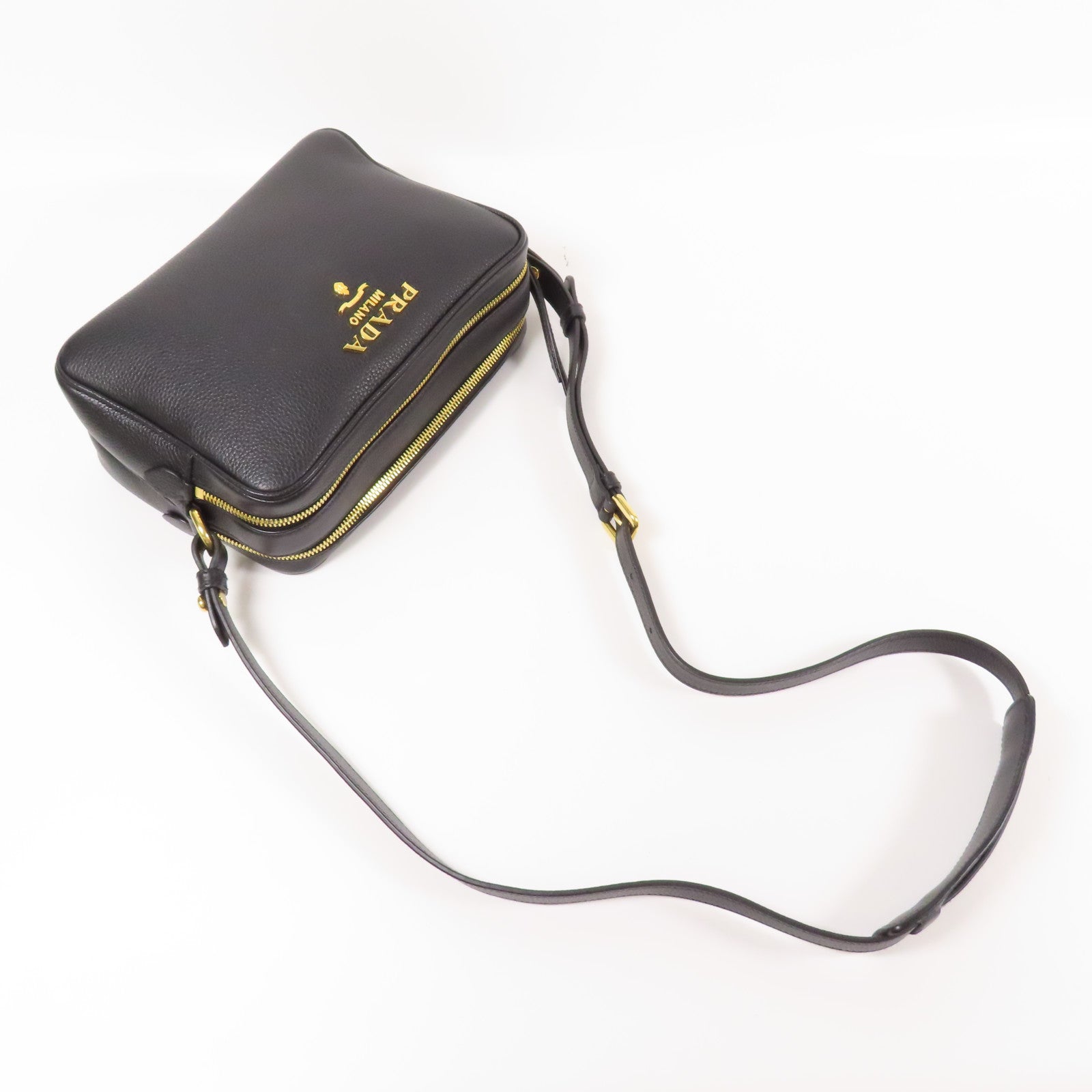 PRADA 牛皮皮革金扣Shoulder Bag肩背袋