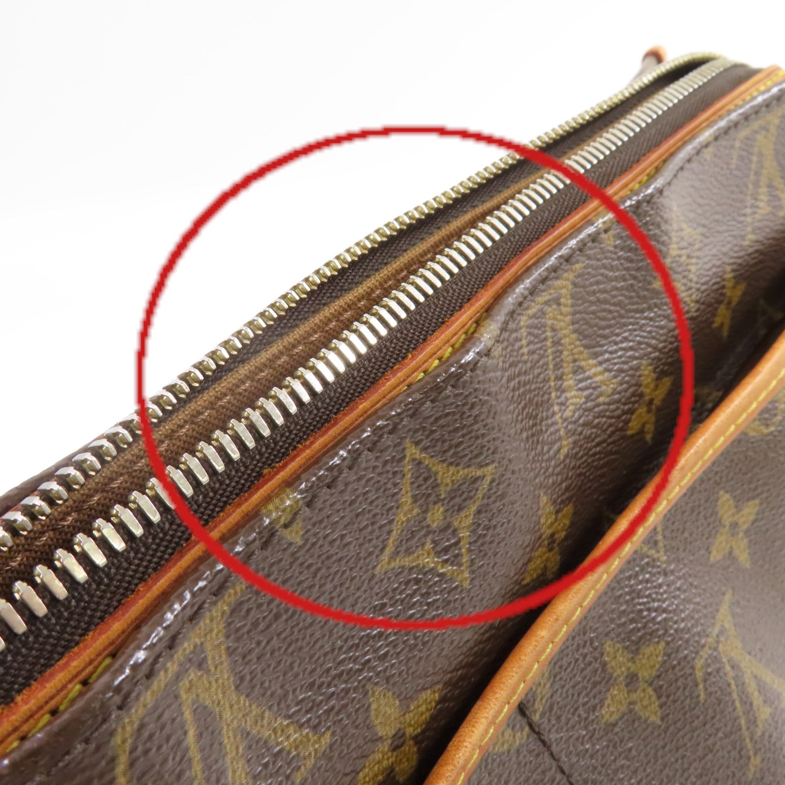LOUIS VUITTON Monogram Popincourt Long Shoulder Bag金扣肩背袋啡色