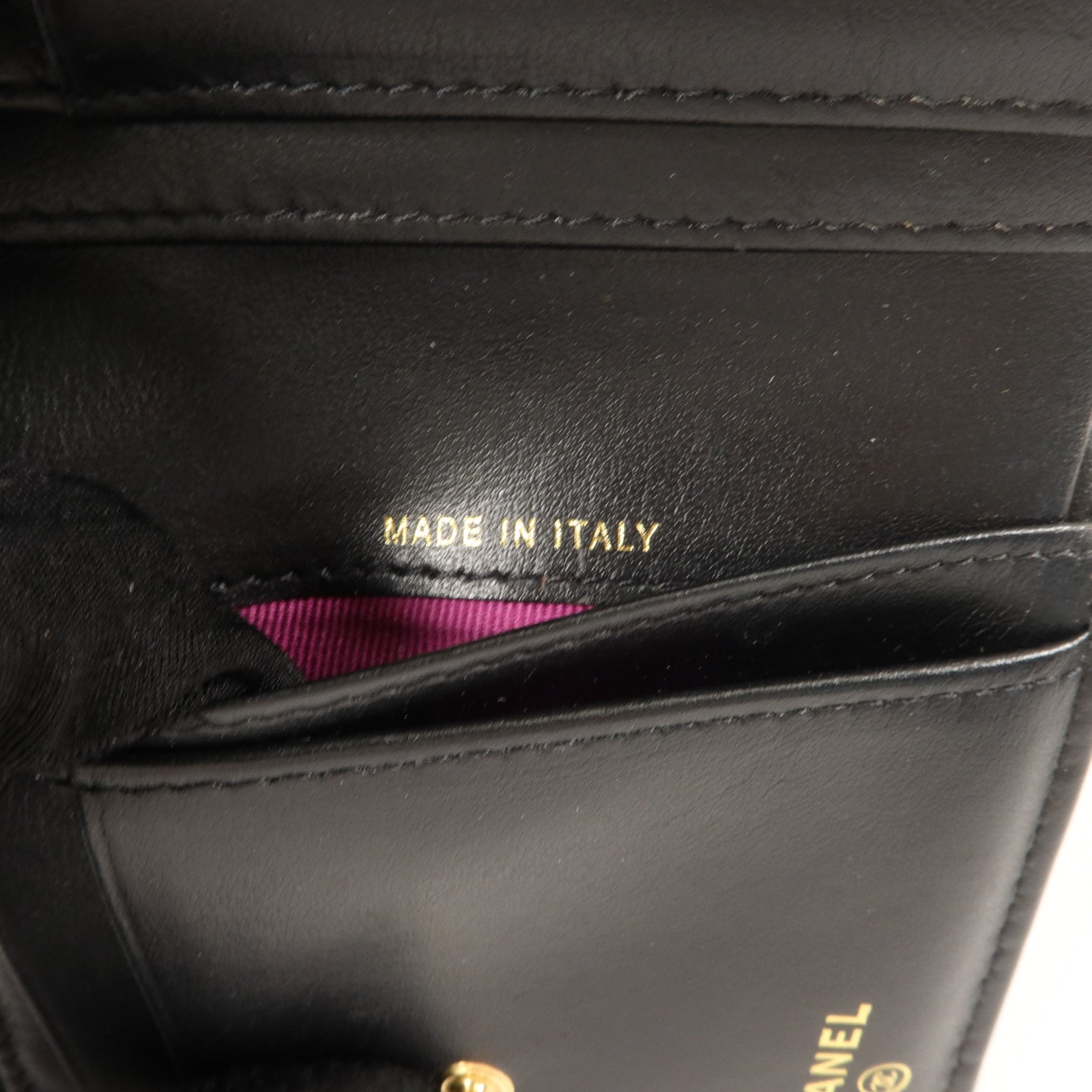 CHANEL 牛皮皮革Bifold Wallet錢包