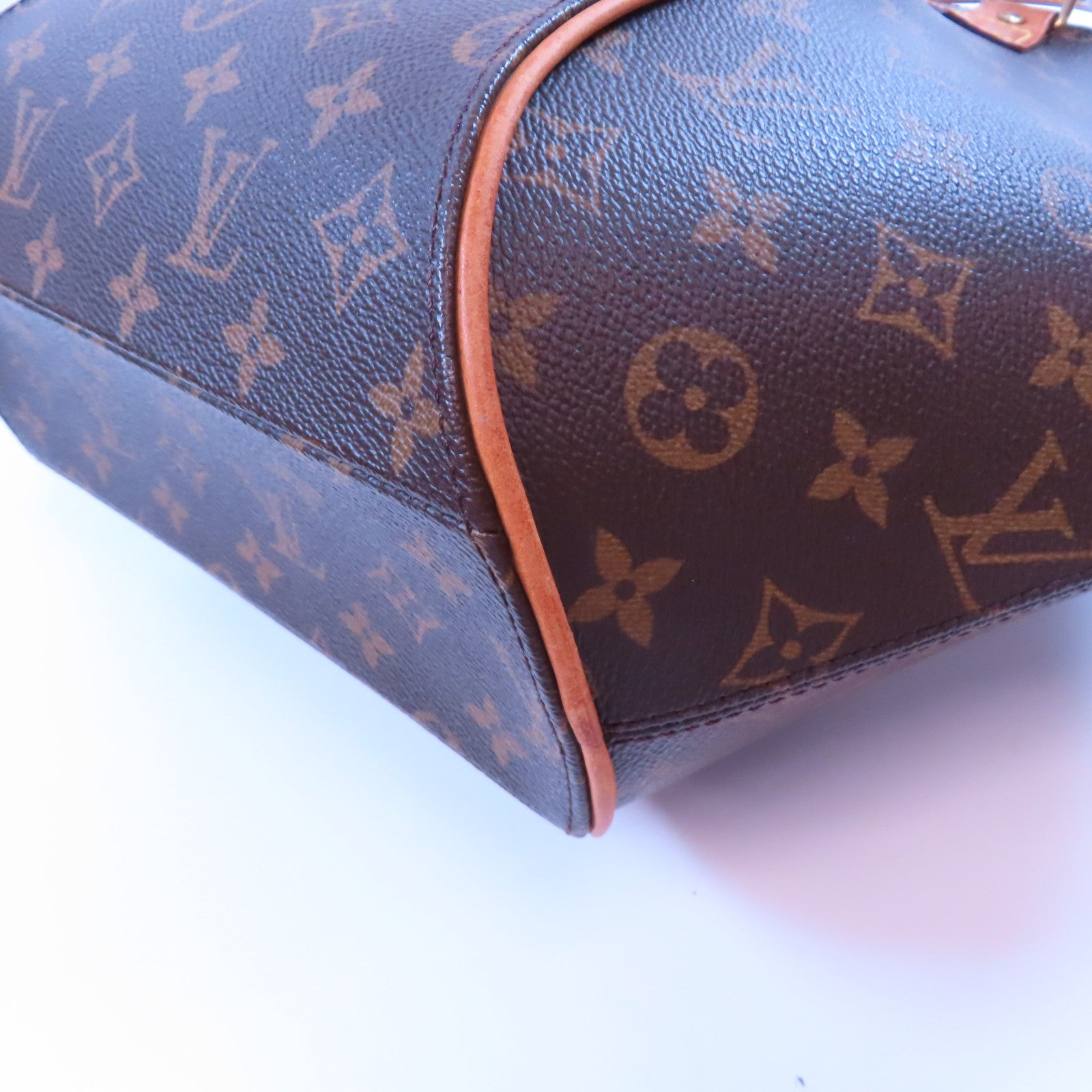 LOUIS VUITTON Monogram Elipse MM金扣手挽袋啡色