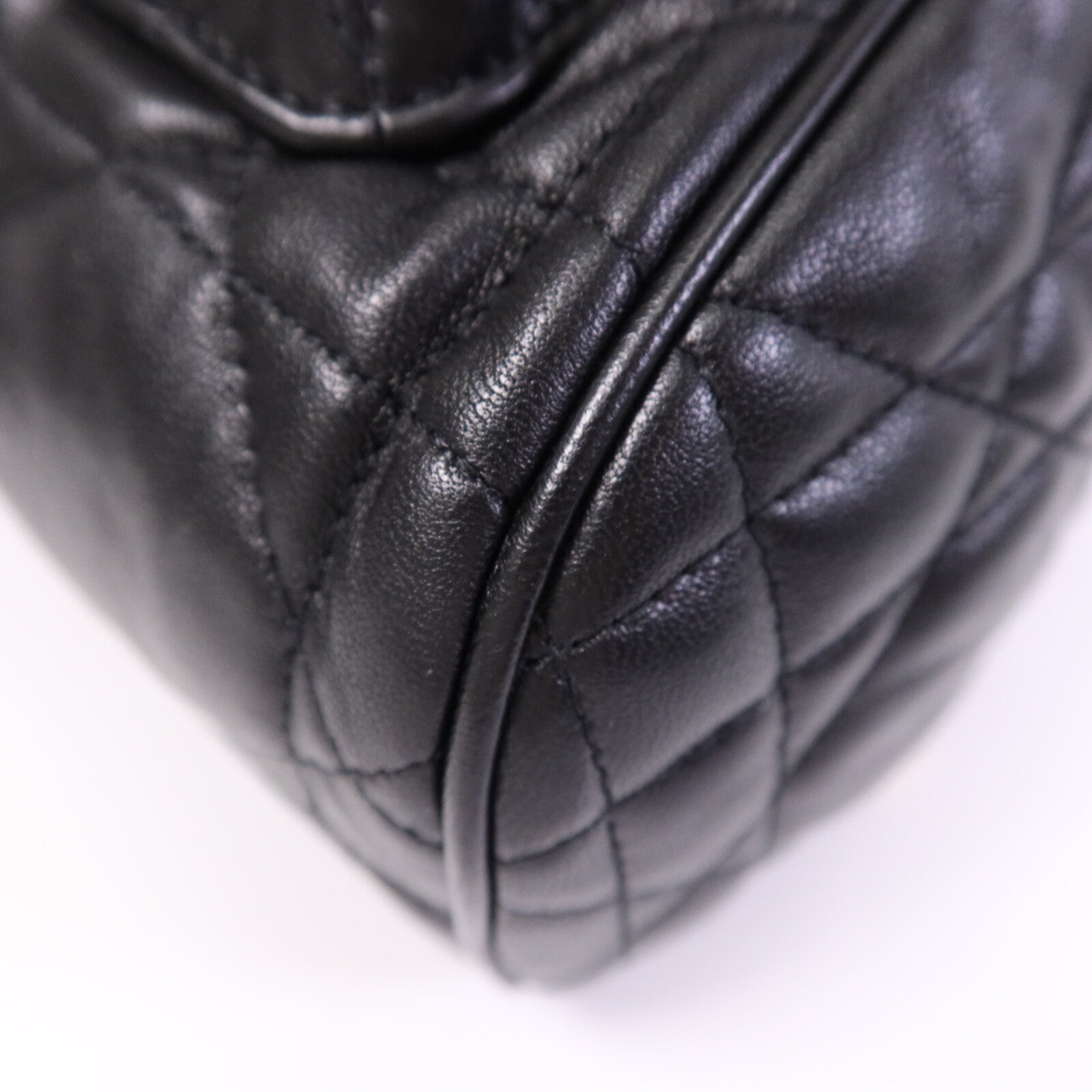 Dior 【激減優惠】羊皮皮革Caro Backpack Medium金扣背包