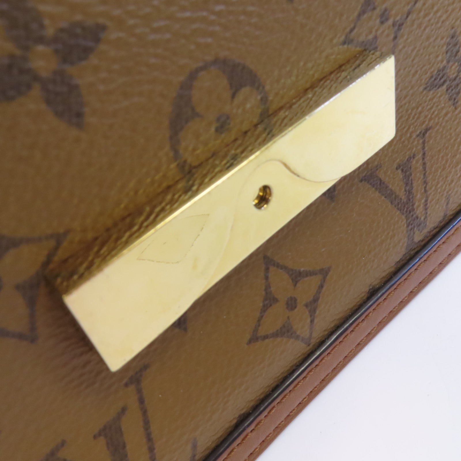 LOUIS VUITTON 【激減優惠】Monogram Reverse Mini Dauphine金扣肩背袋