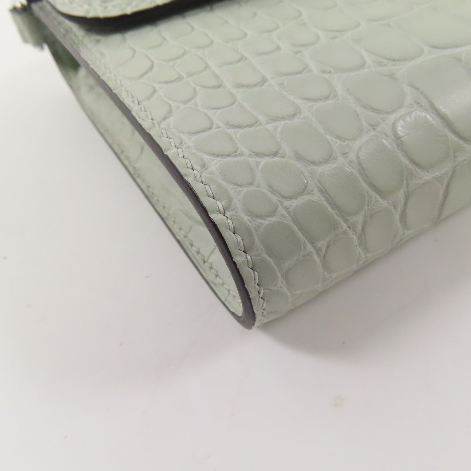 HERMES Alligator皮革Constance To Go銀扣肩背袋Gris Neve