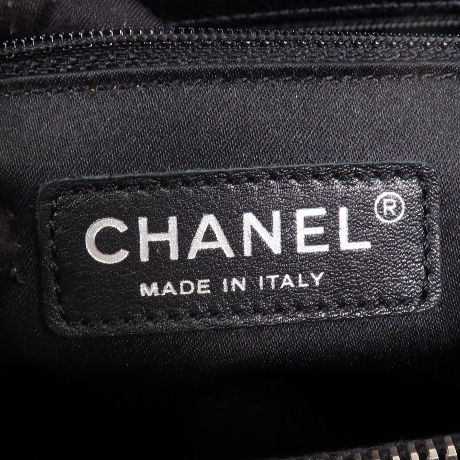 CHANEL 牛皮皮革GST Grand Shopping Tote Bag銀扣鏈帶肩背袋