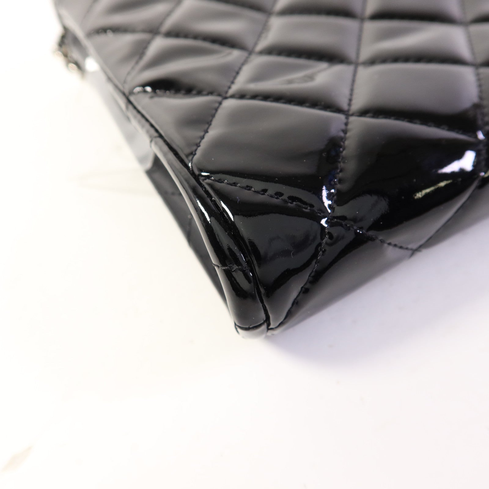 CHANEL 漆皮皮革Chain Shoulder Bag銀扣鏈帶肩背袋