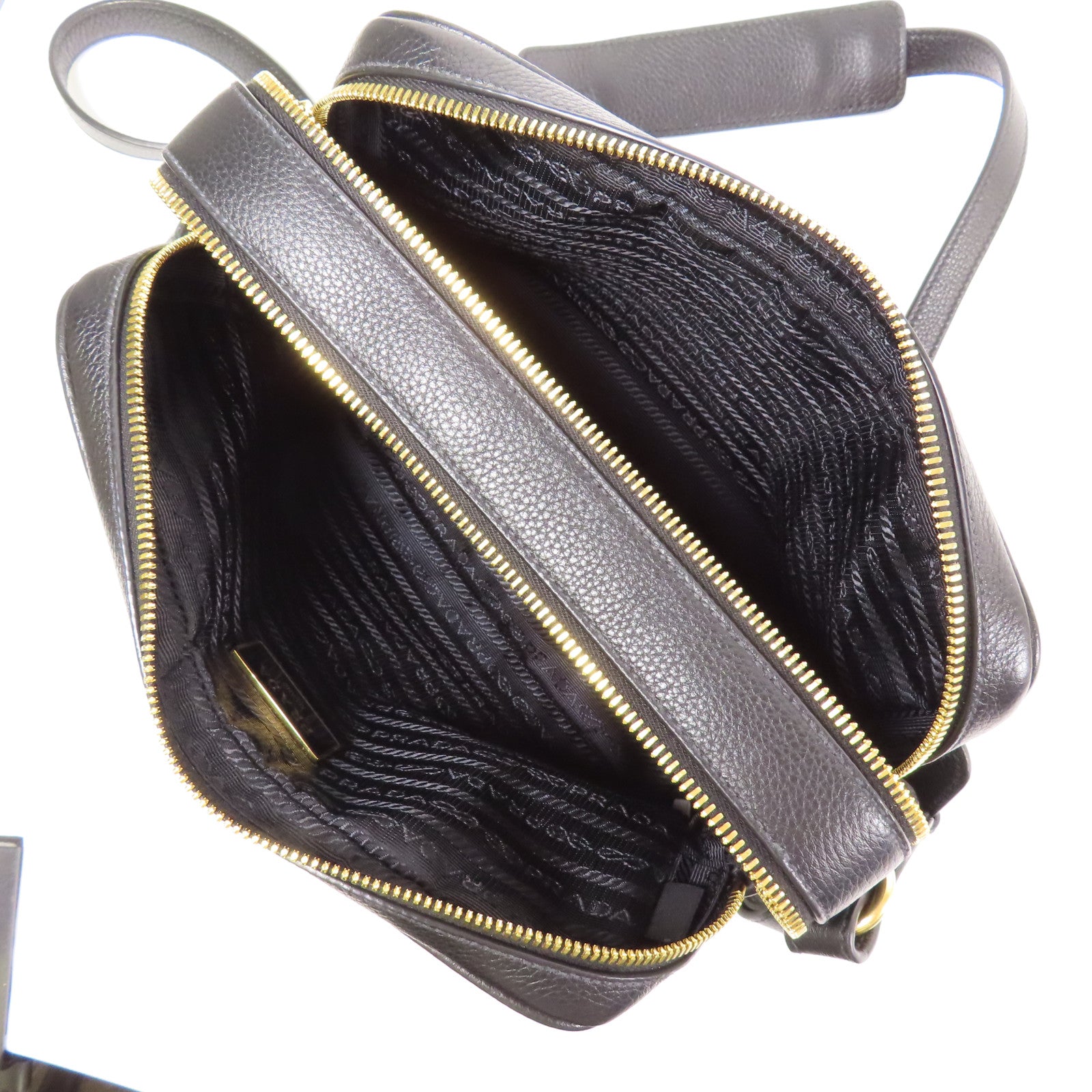 PRADA 牛皮皮革金扣Shoulder Bag肩背袋