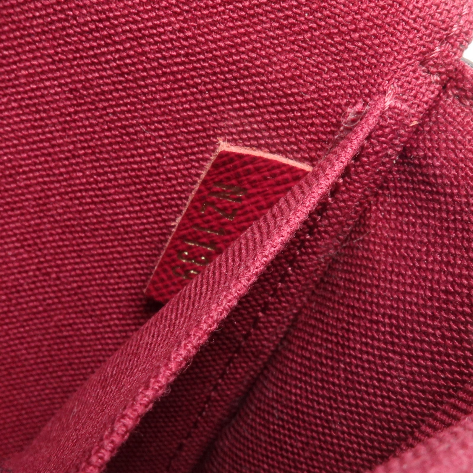 LOUIS VUITTON Monogram Pochette Felicie金扣鏈帶肩背袋