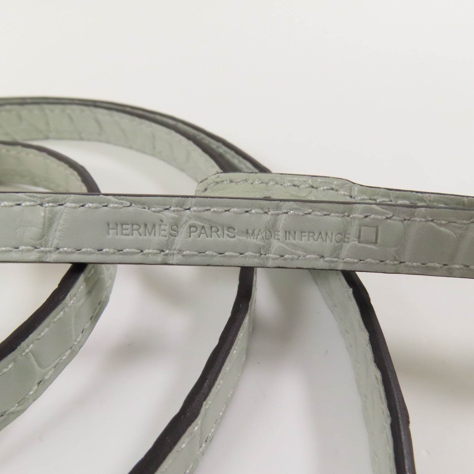 HERMES Alligator皮革Constance To Go銀扣肩背袋Gris Neve