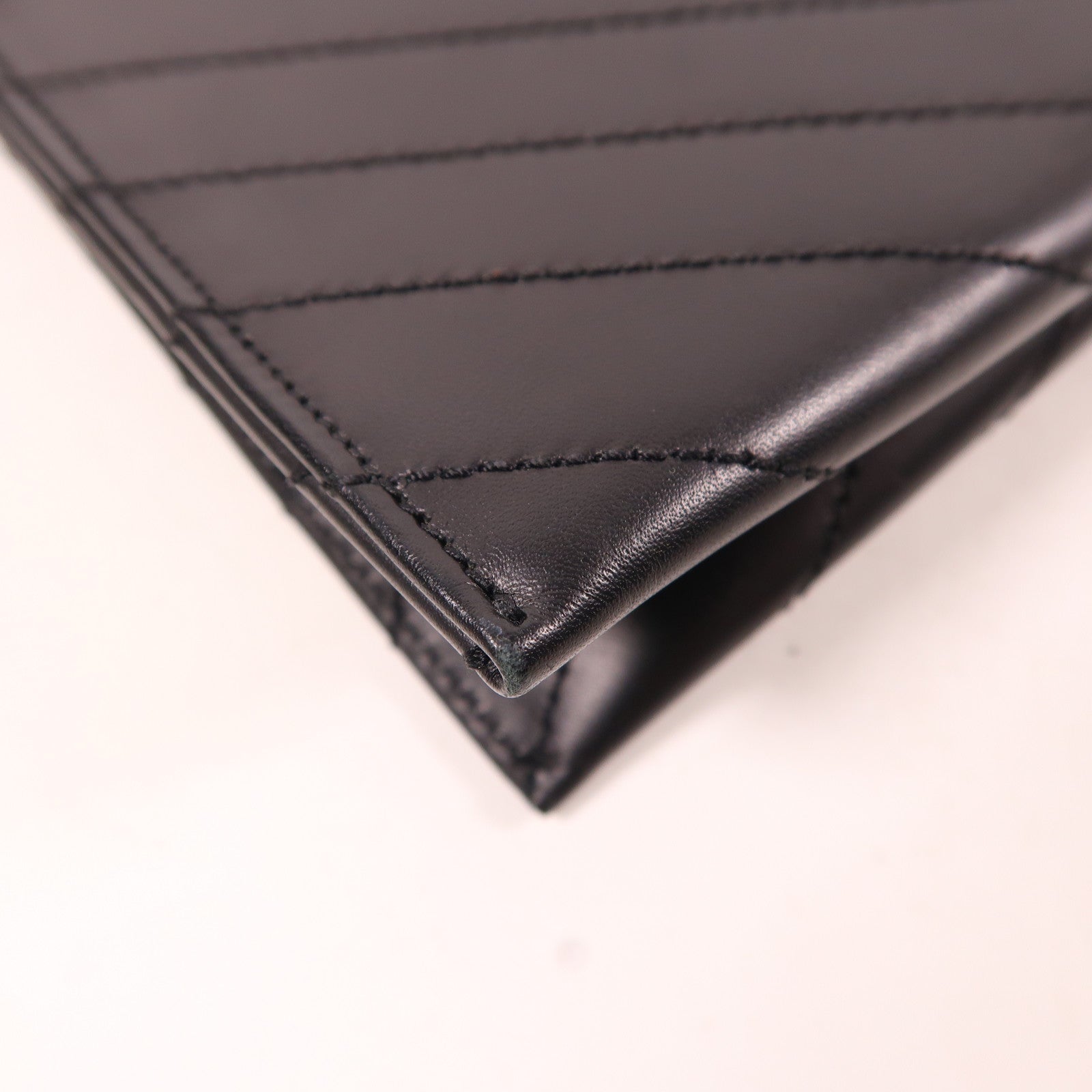 SAINT LAURENT 牛皮皮革Chain Shoulder金扣鏈帶肩背袋