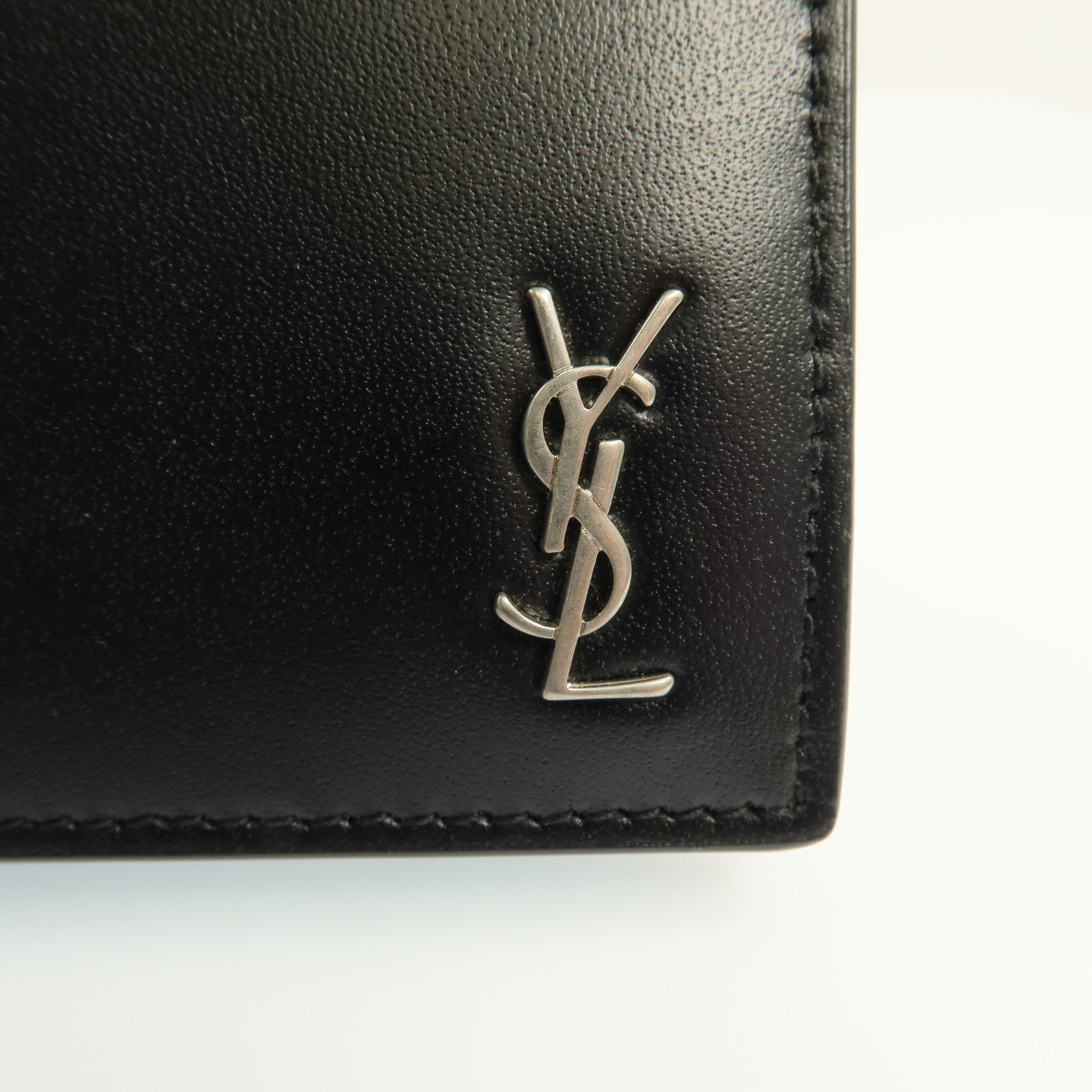 YVES SAINT LAURENT 牛皮皮革Wallet銀扣錢包