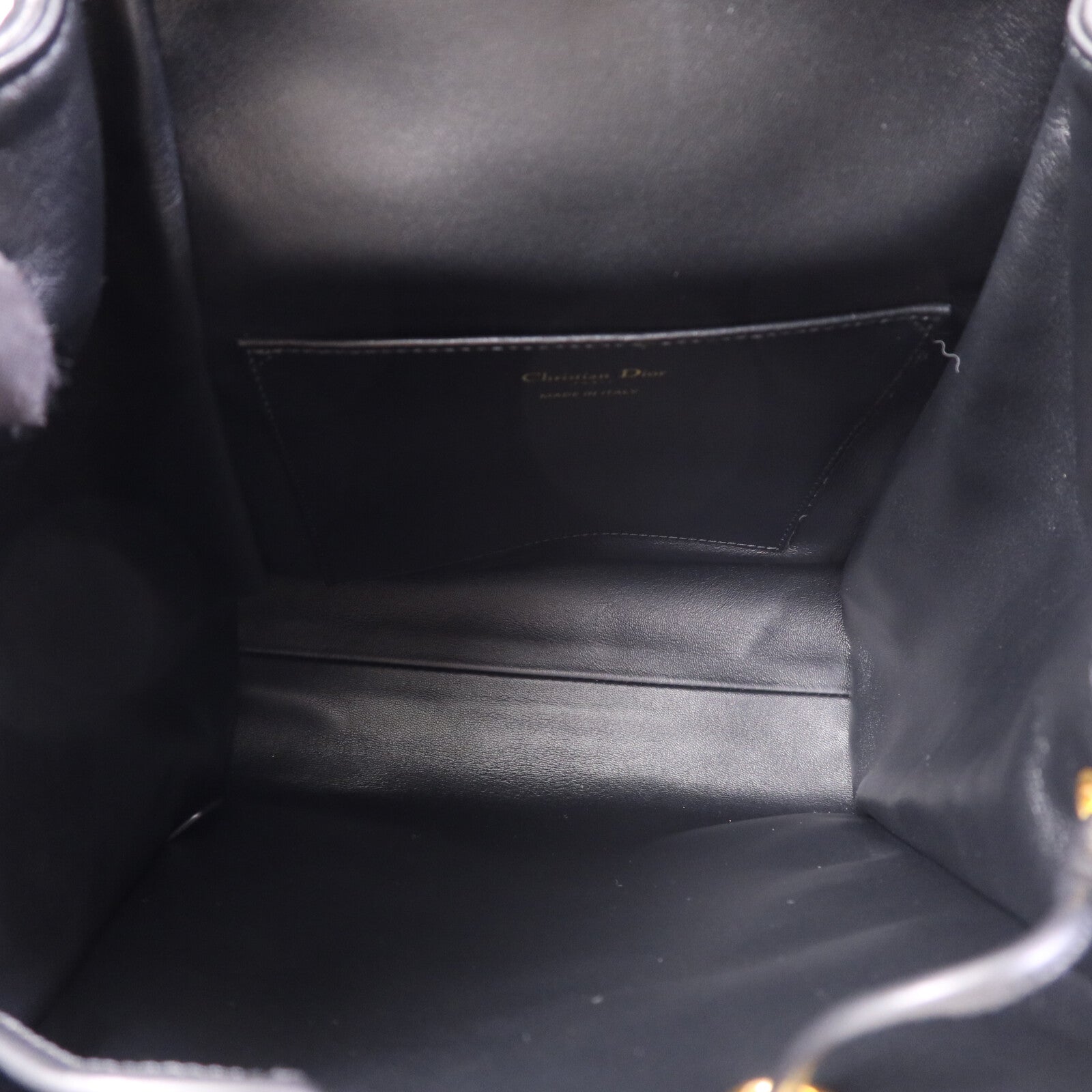Dior 【激減優惠】羊皮皮革Caro Backpack Medium金扣背包