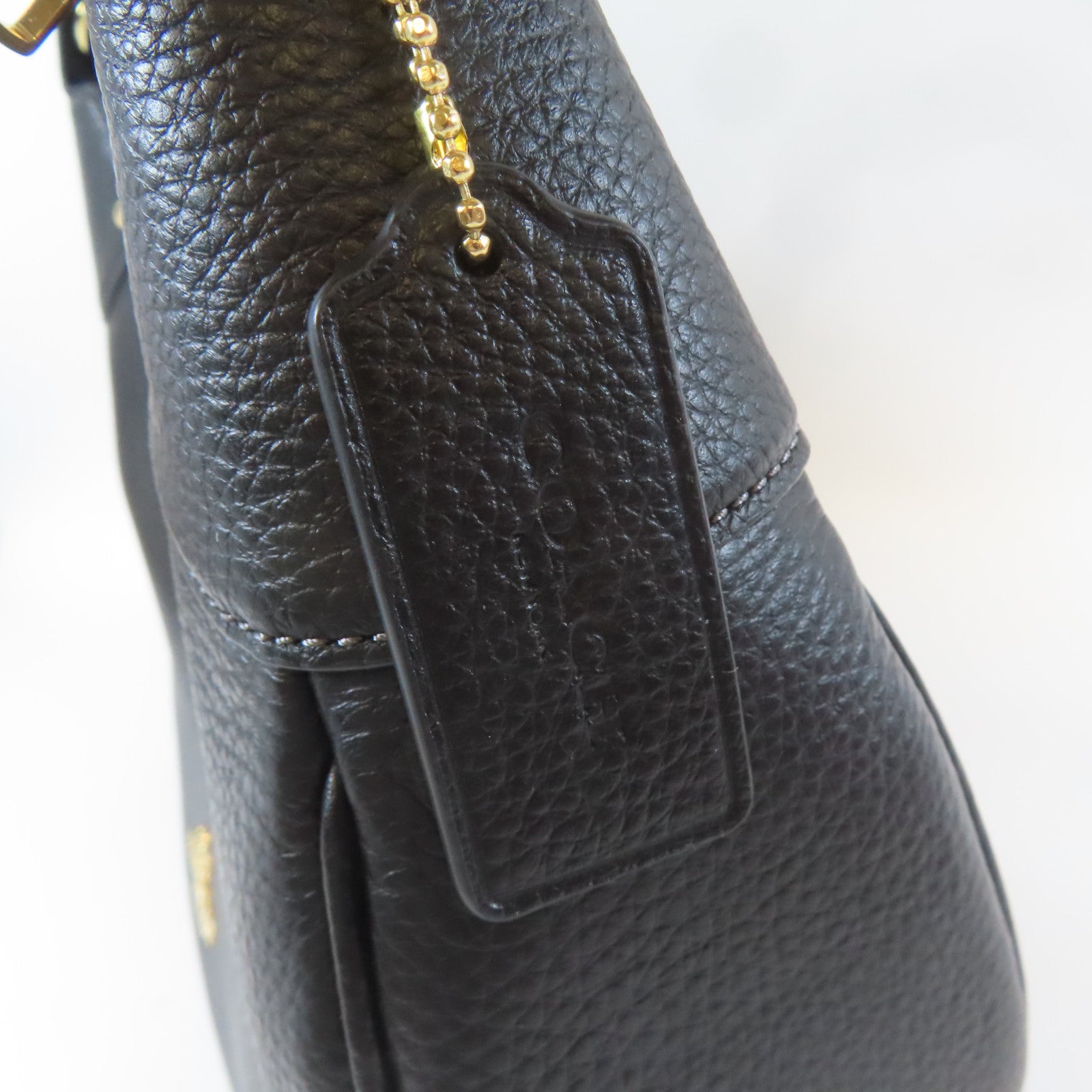 COACH 牛皮皮革Shoulder Bag金扣肩背袋黑色