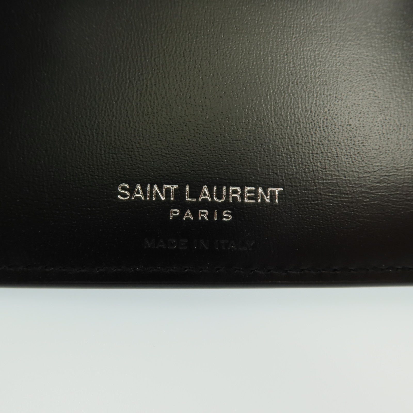 YVES SAINT LAURENT 牛皮皮革Wallet銀扣錢包
