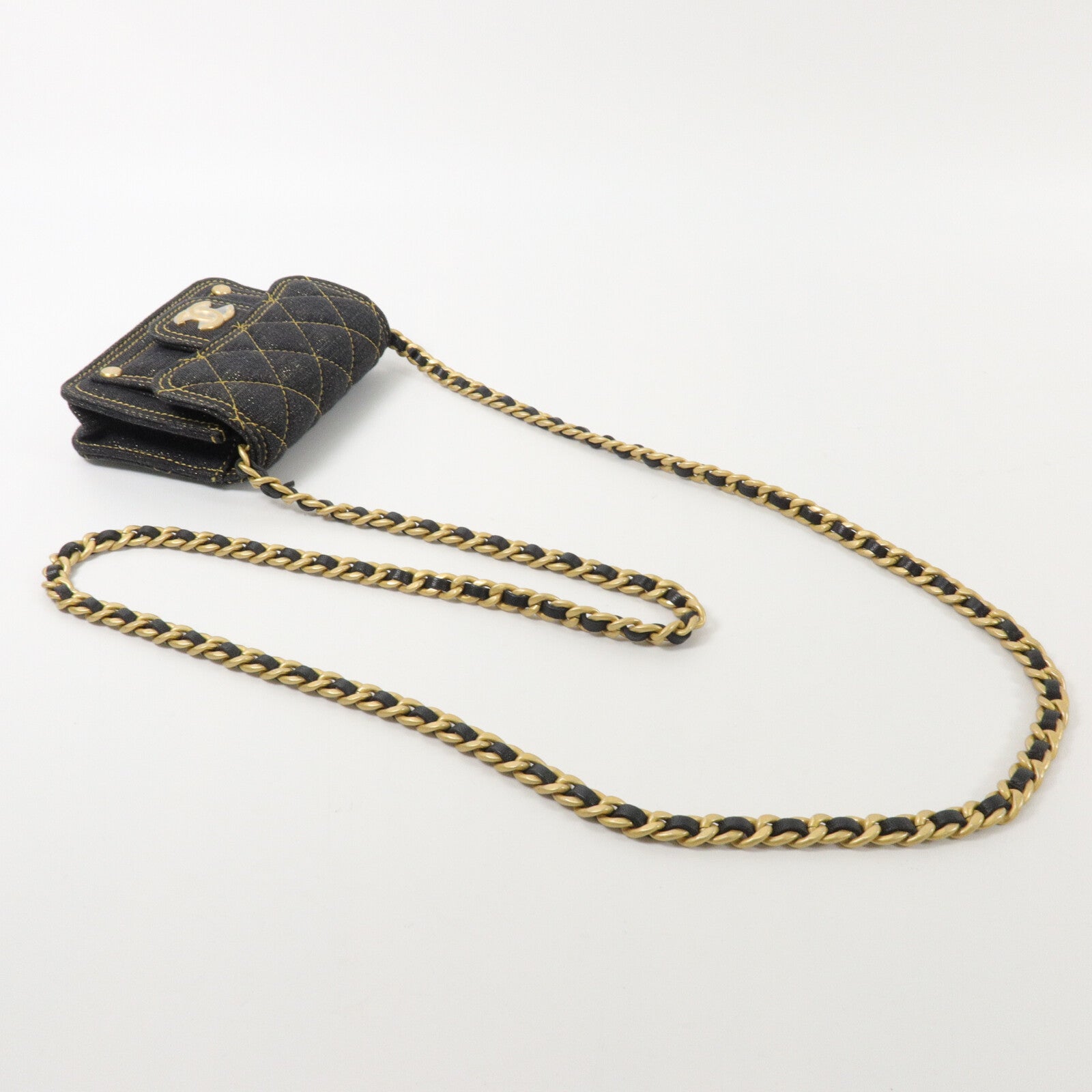 CHANEL 牛仔布Clutch with Chain鏈帶肩背袋