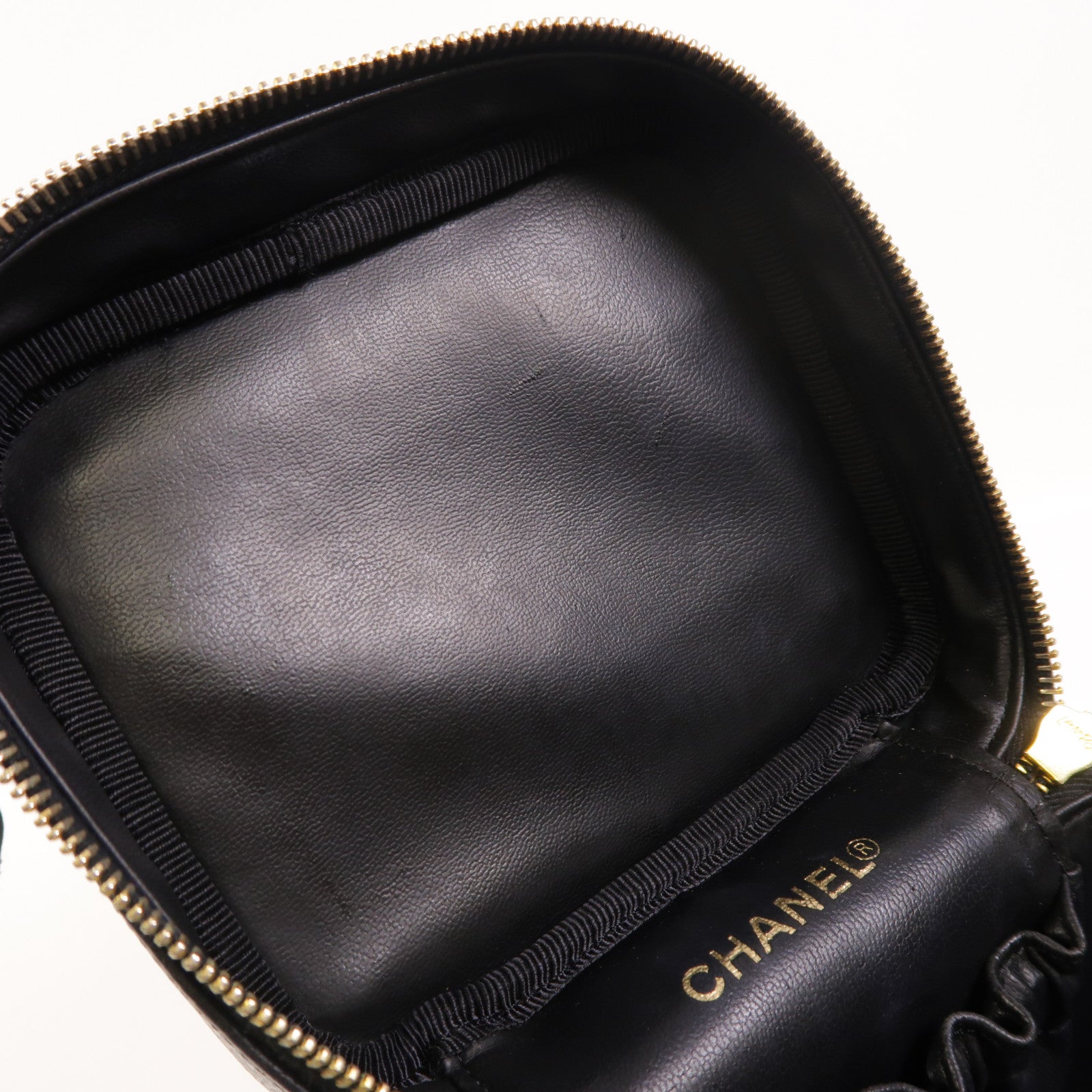 CHANEL 牛皮皮革Vintage Vanity Case金扣手挽袋