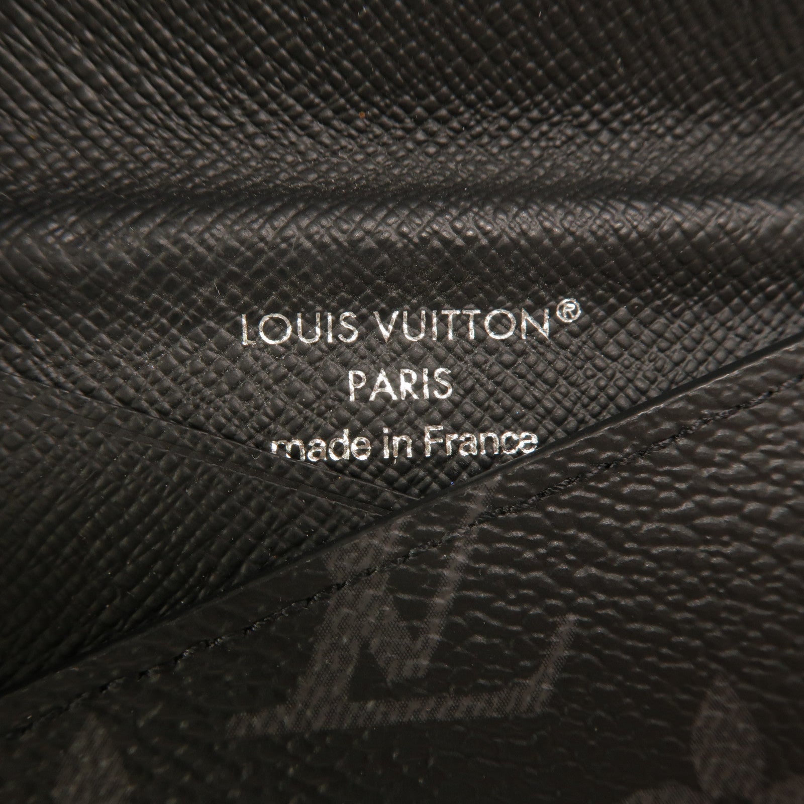 LOUIS VUITTON Monogram Eclipse Slim Card Case卡片套