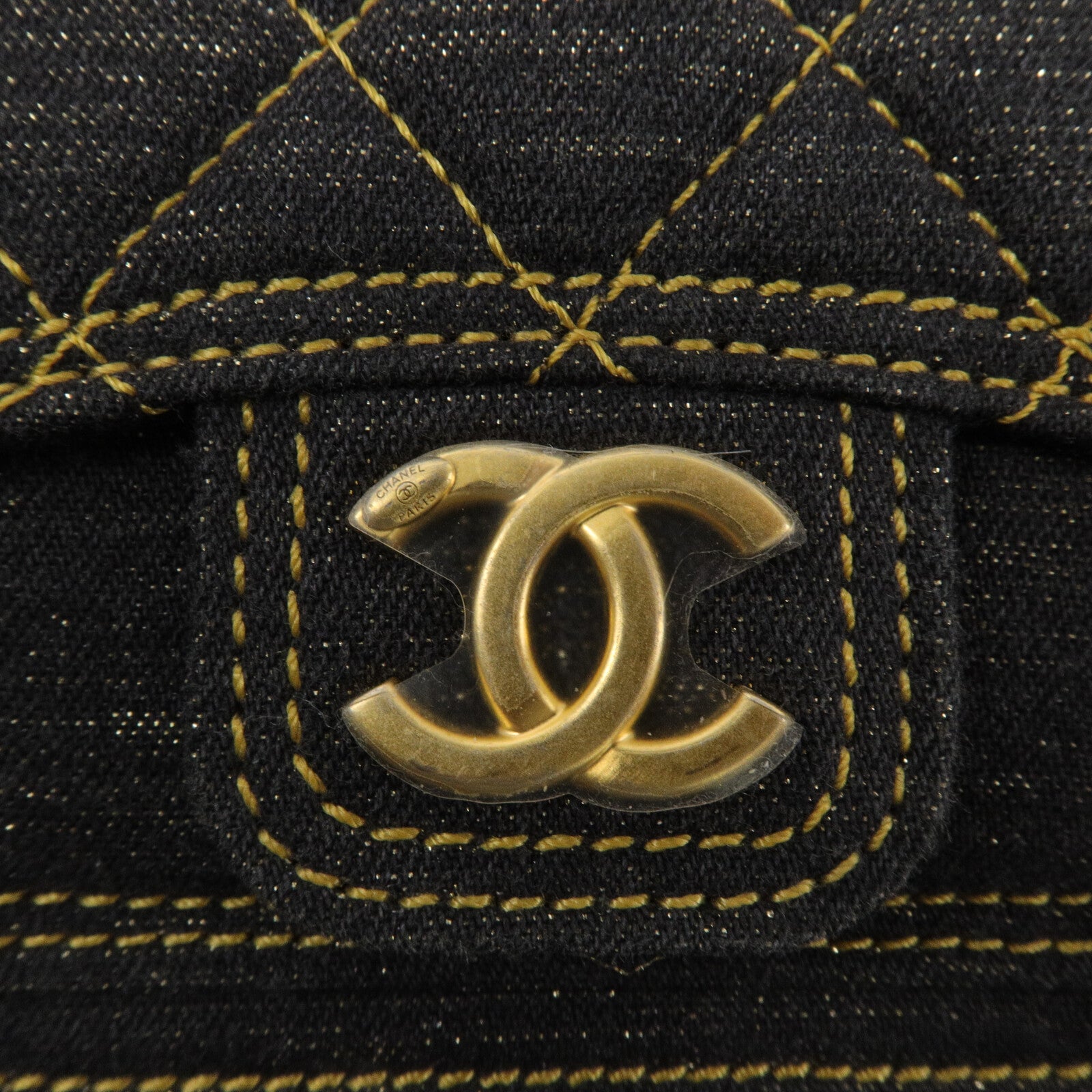 CHANEL 牛仔布Clutch with Chain鏈帶肩背袋