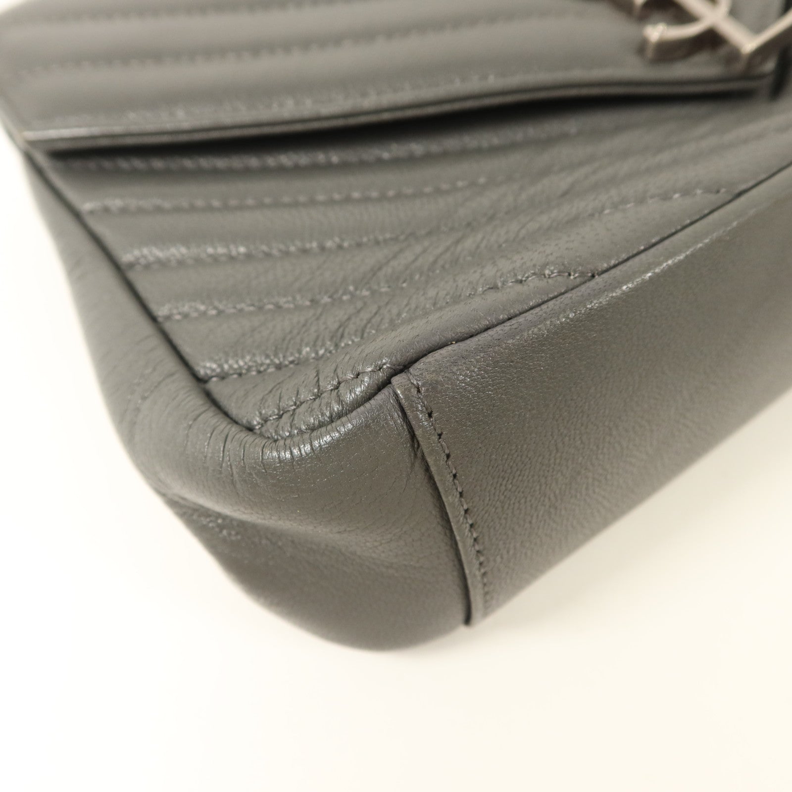SAINT LAURENT 牛皮皮革College Bag鏈帶肩背袋