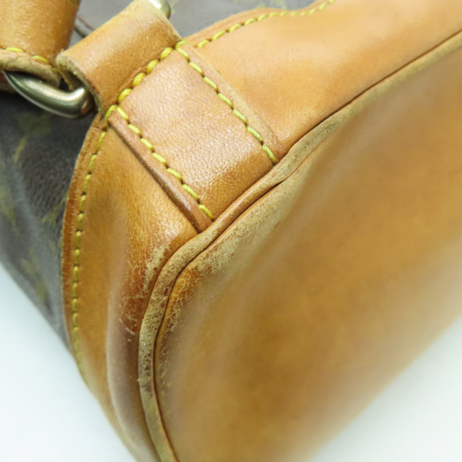 LOUIS VUITTON 【激減優惠】Monogram Montsouris GM金扣背包啡色