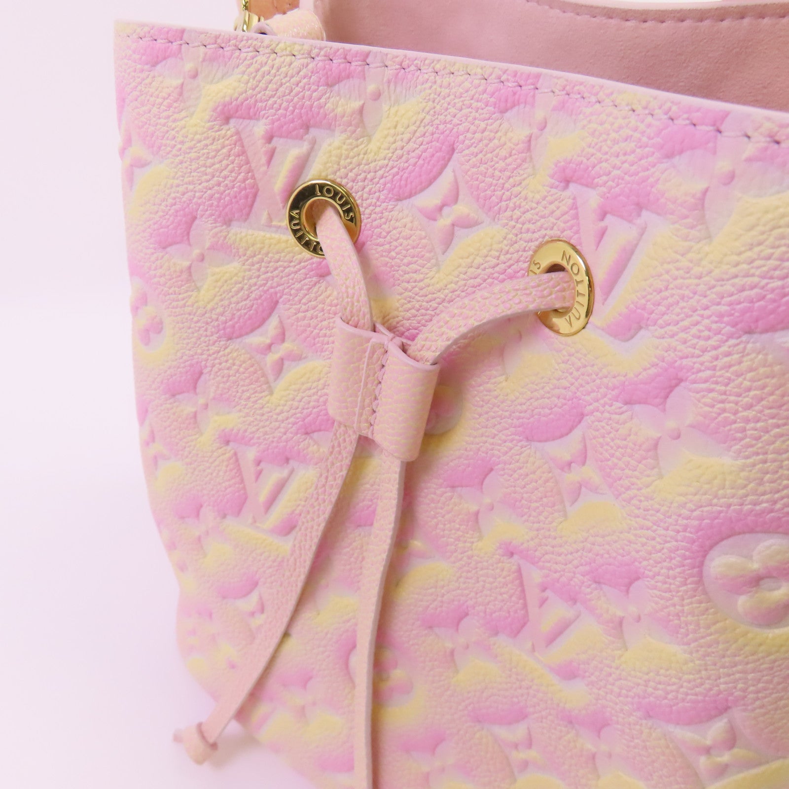LOUIS VUITTON Monogram Empreinte NeoNoe BB金扣手挽肩背兩用袋