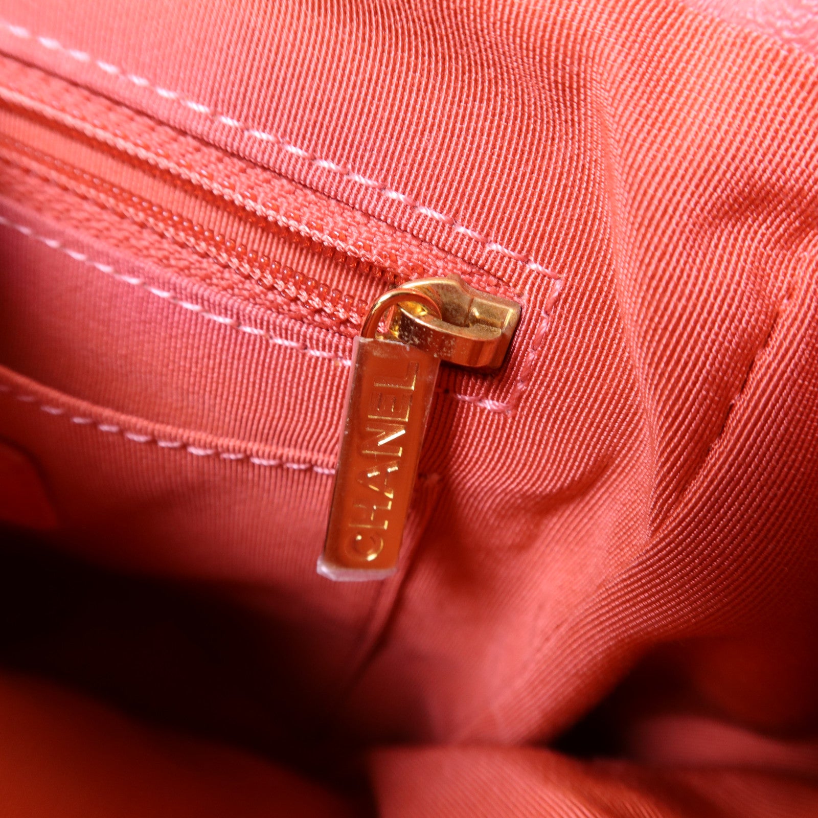 CHANEL 【激減優惠】羊皮皮革Backpack金扣背包