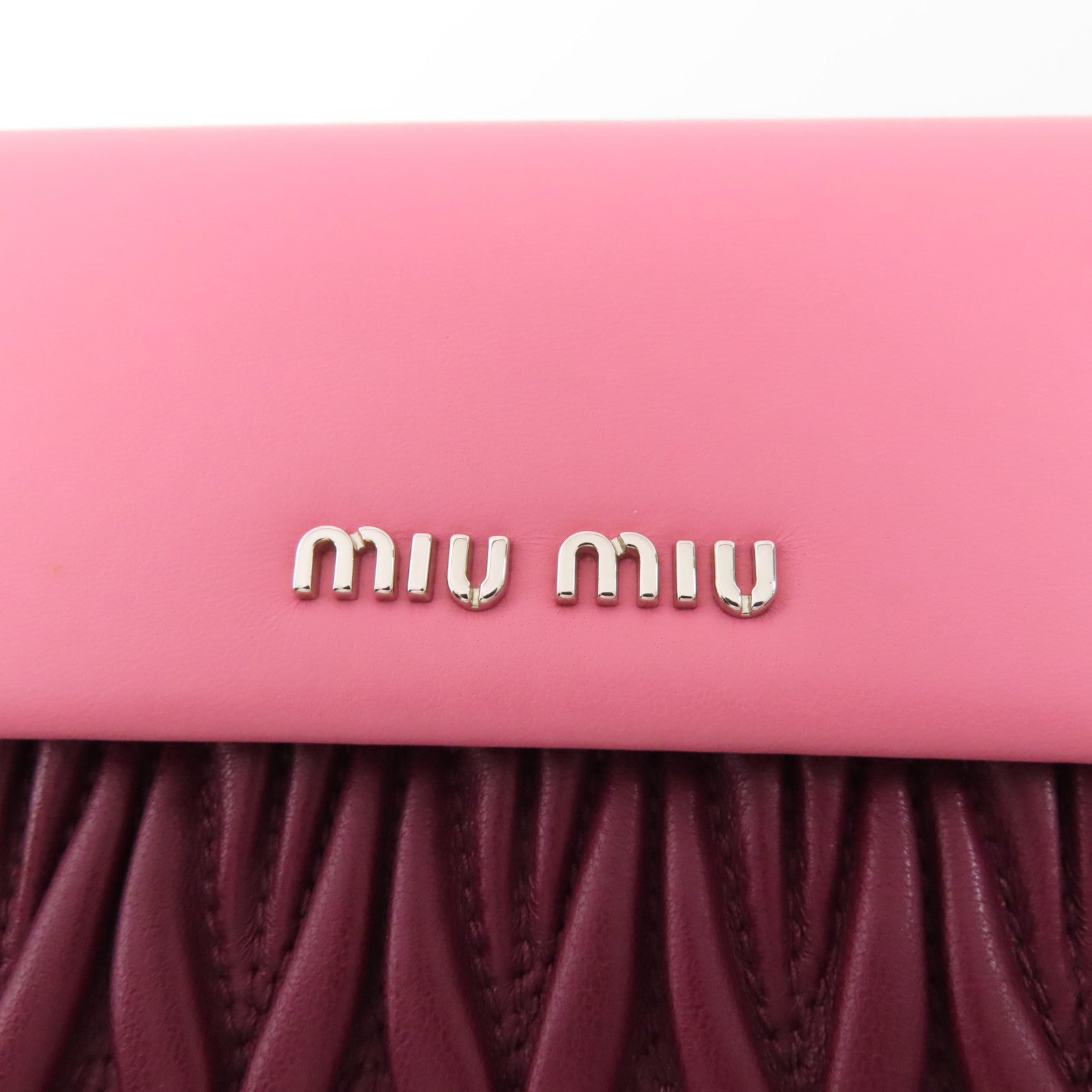 Miu Miu 【激減優惠】羊皮皮革Chain Shoulder Wallet銀扣鏈帶肩背袋