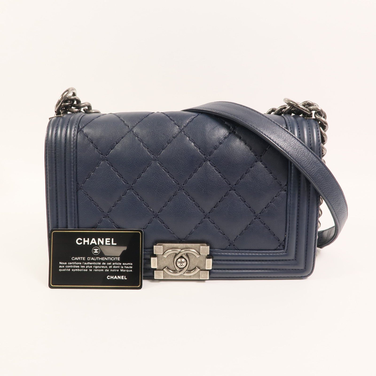 CHANEL 牛皮皮革Boy 25鏈帶肩背袋